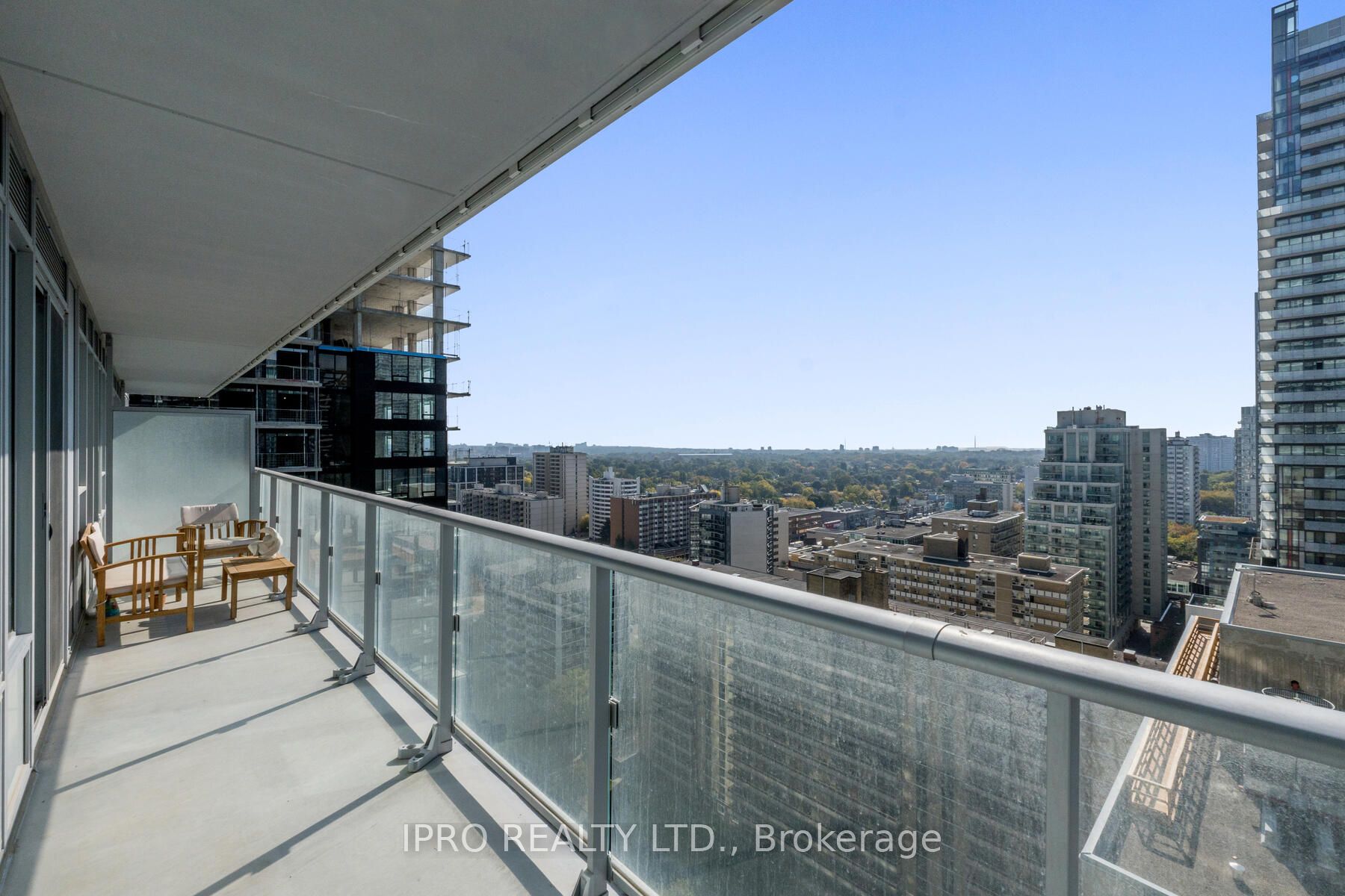 195 Redpath Ave, #2106