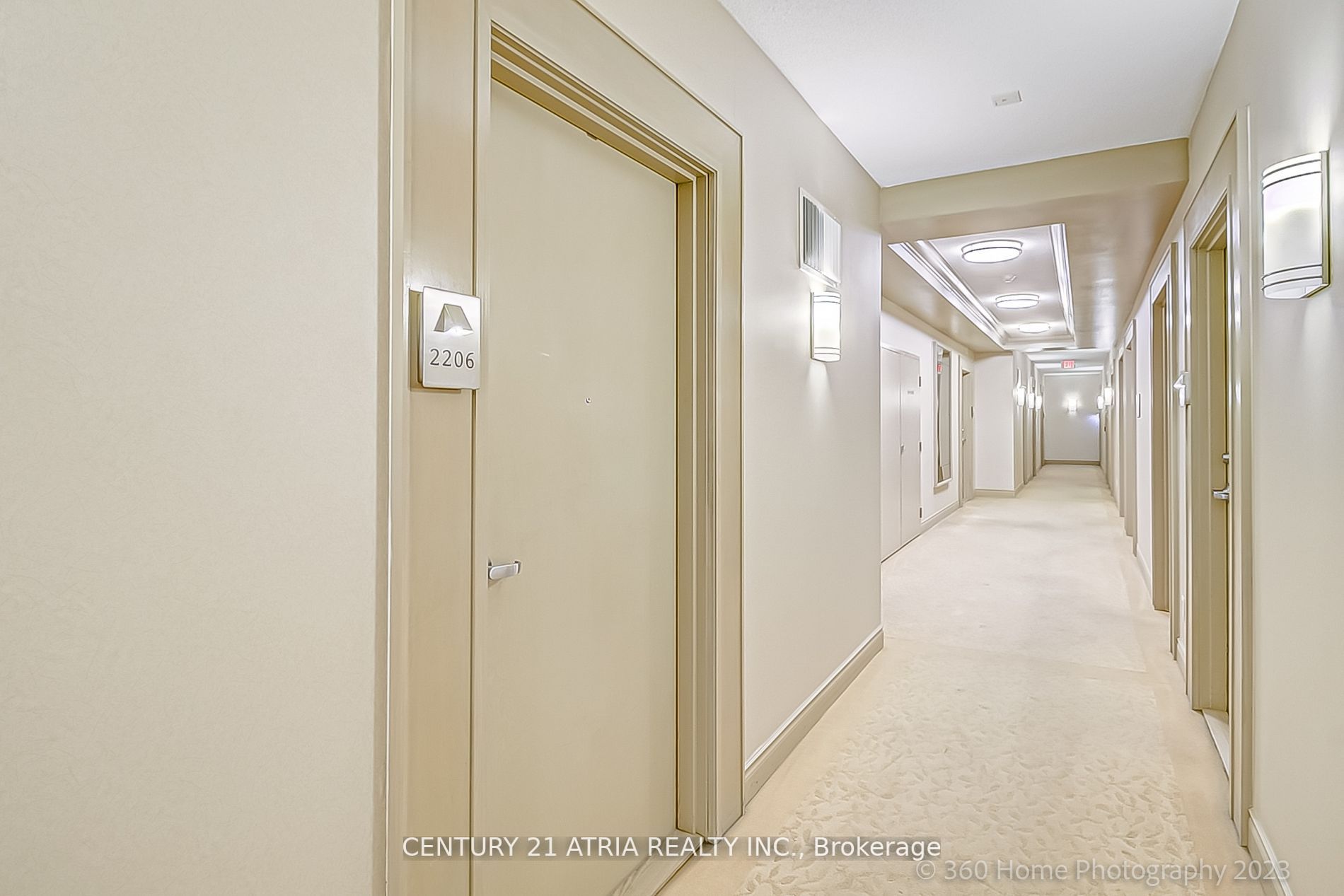 18 Holmes Ave W, #2206