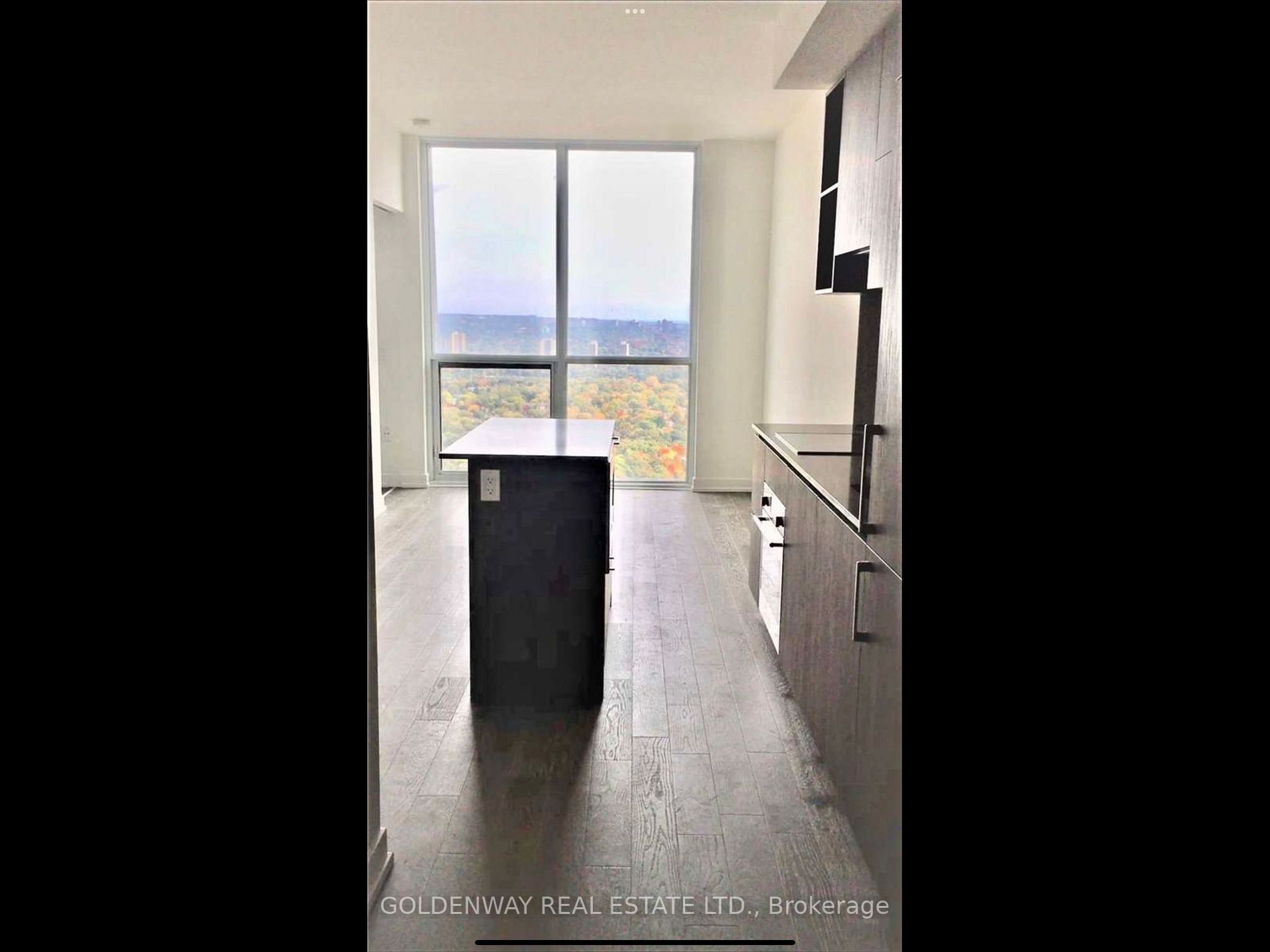 1 Yorkville Ave, #4110