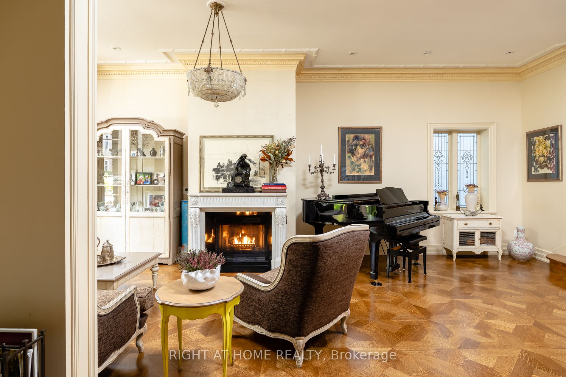51 Hazelton Avenue