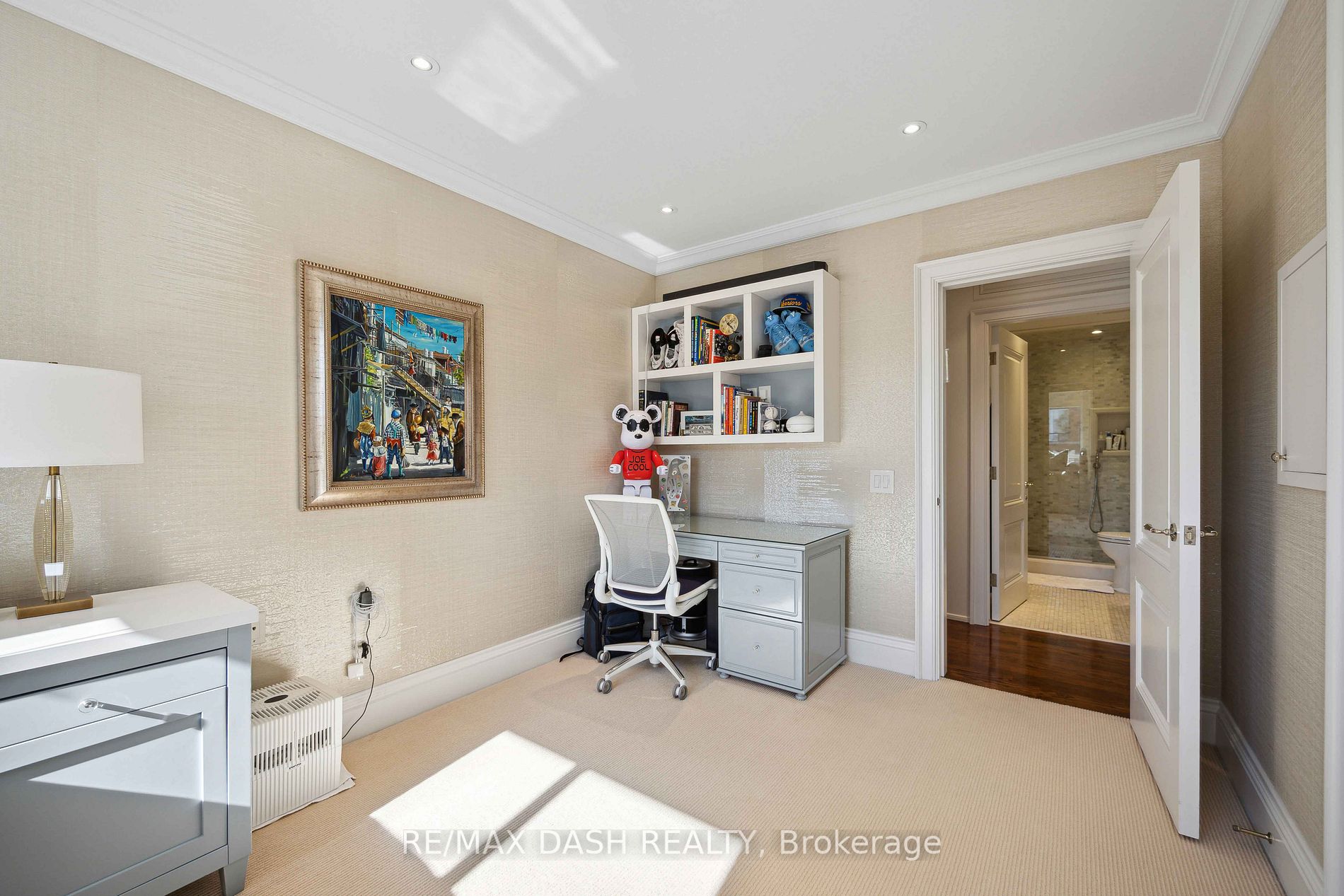 1 Glen Park Ave, #401/402