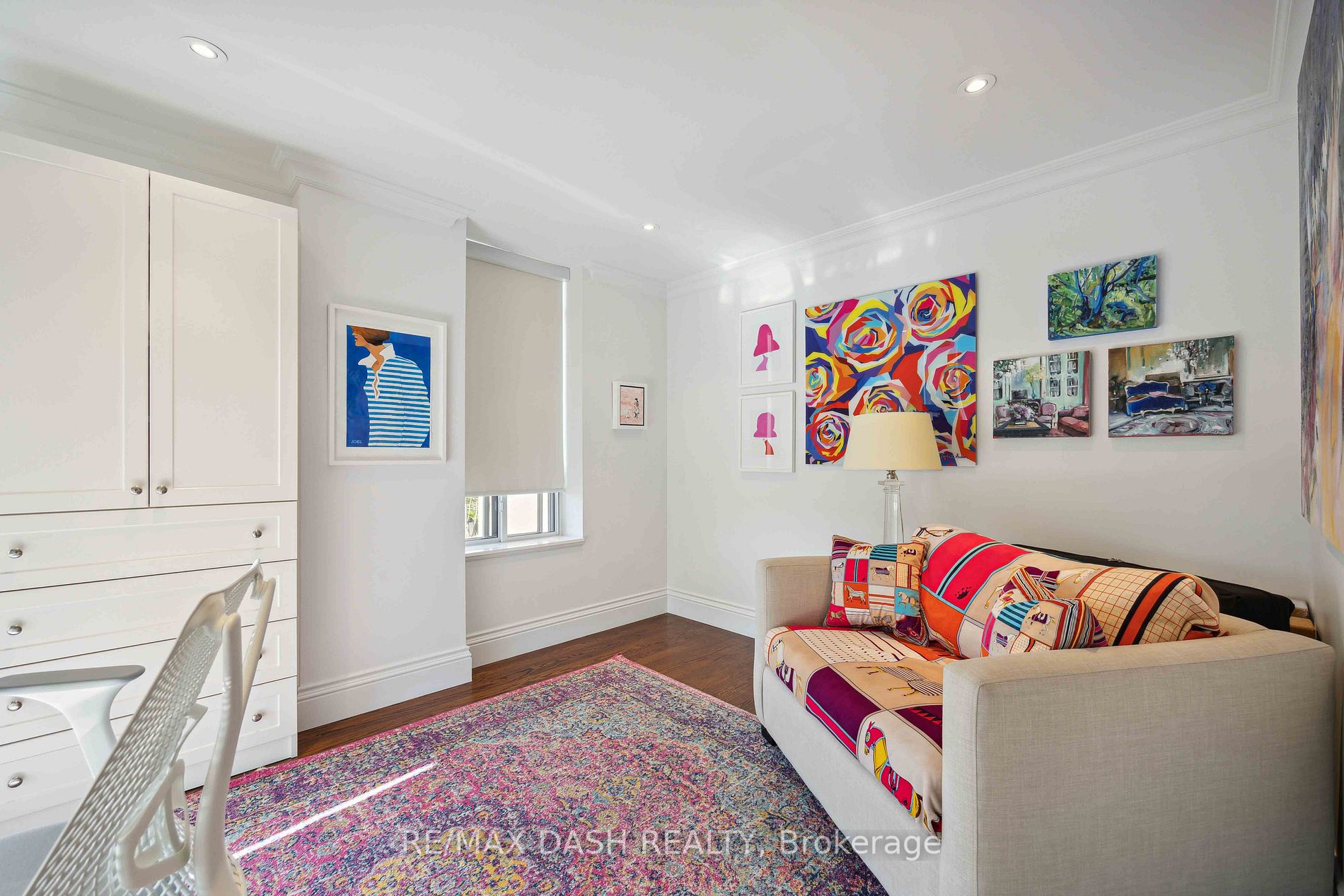 1 Glen Park Ave, #401/402