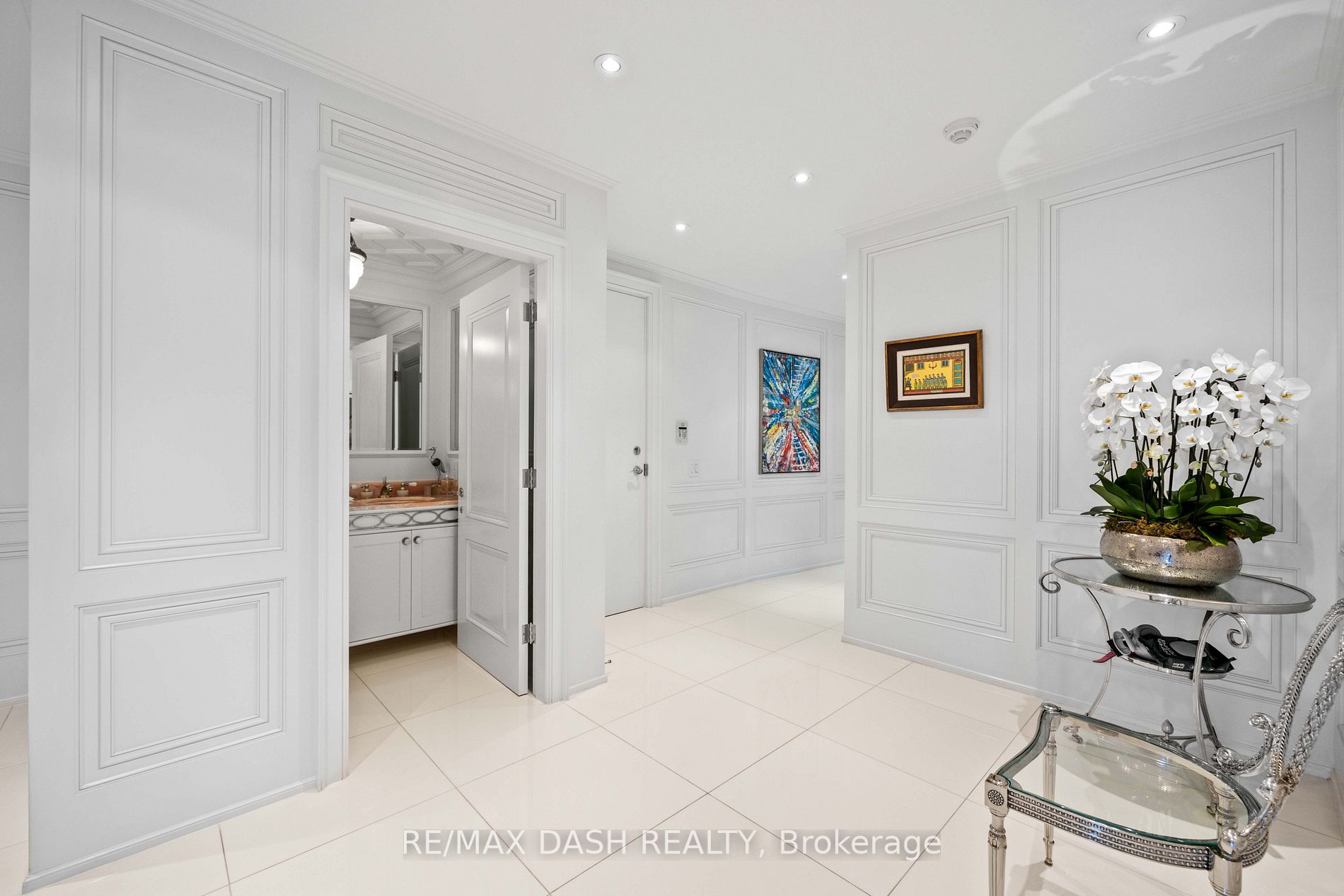 1 Glen Park Ave, #401/402