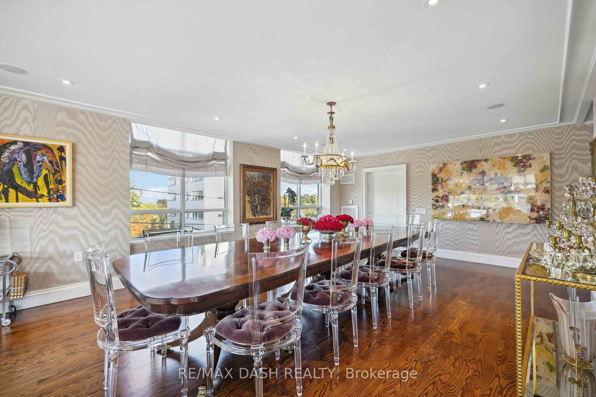 1 Glen Park Ave, #401/402