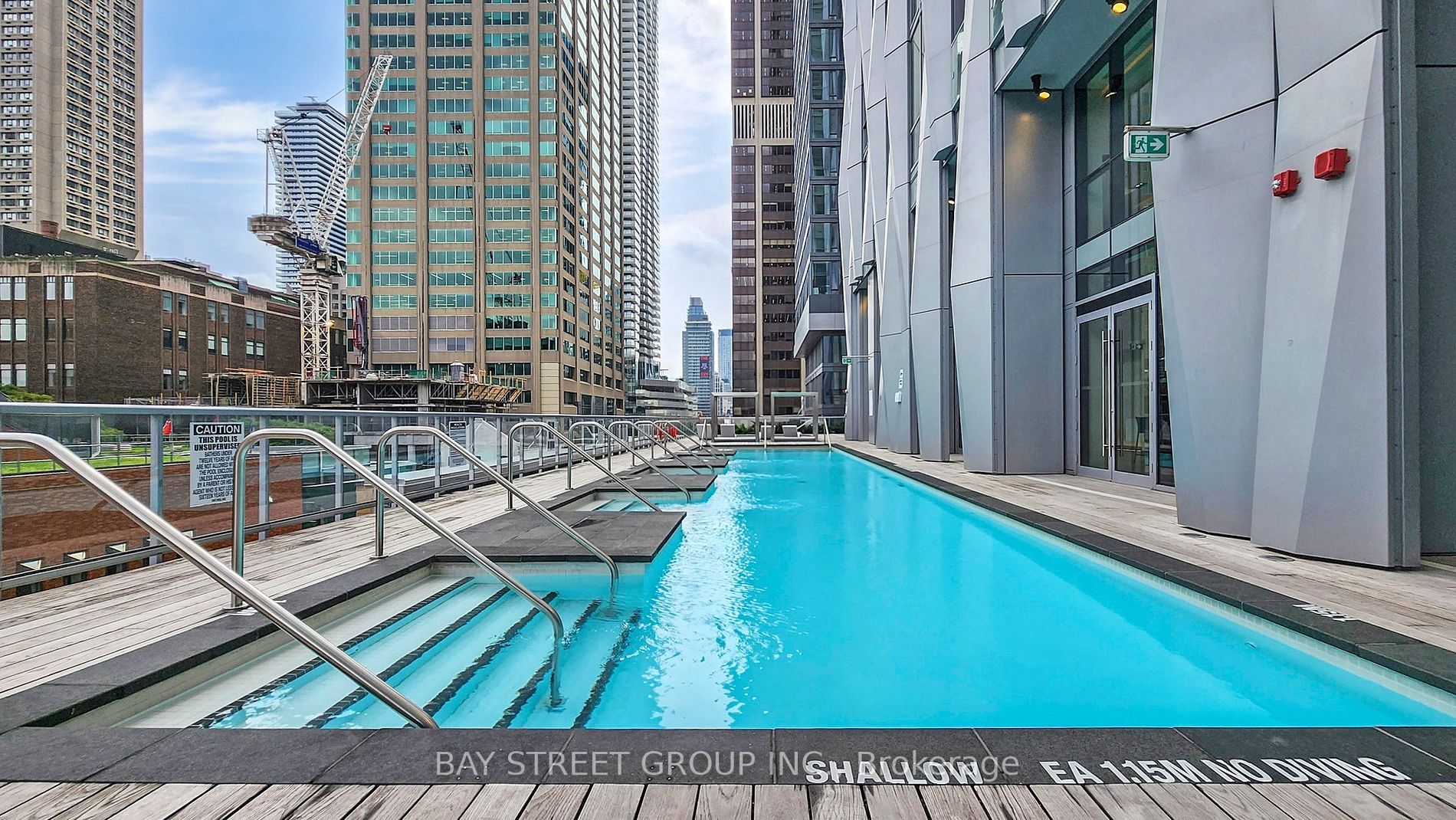 1 Yorkville Ave, #4209