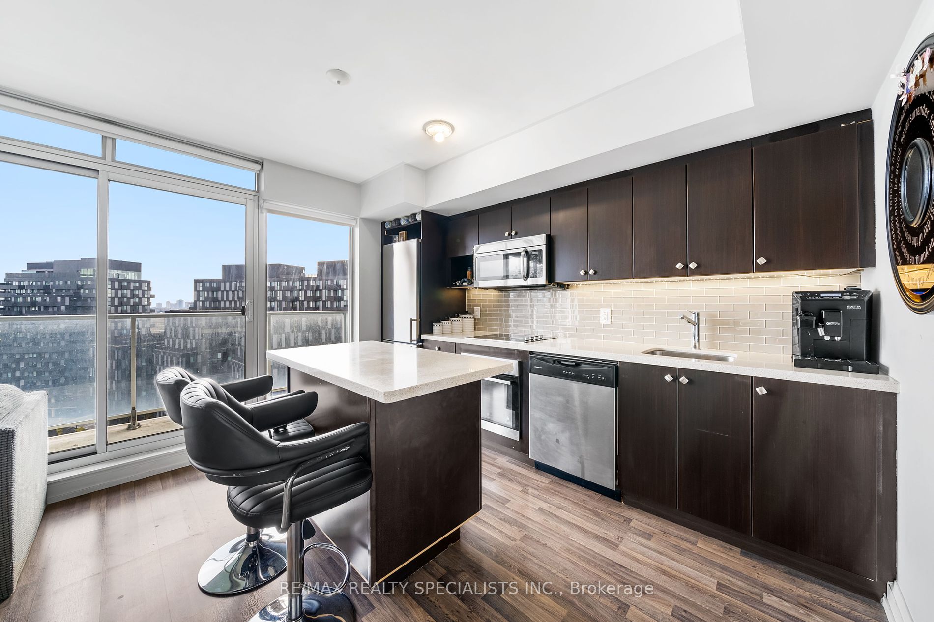 565 Wilson Ave, #W1203