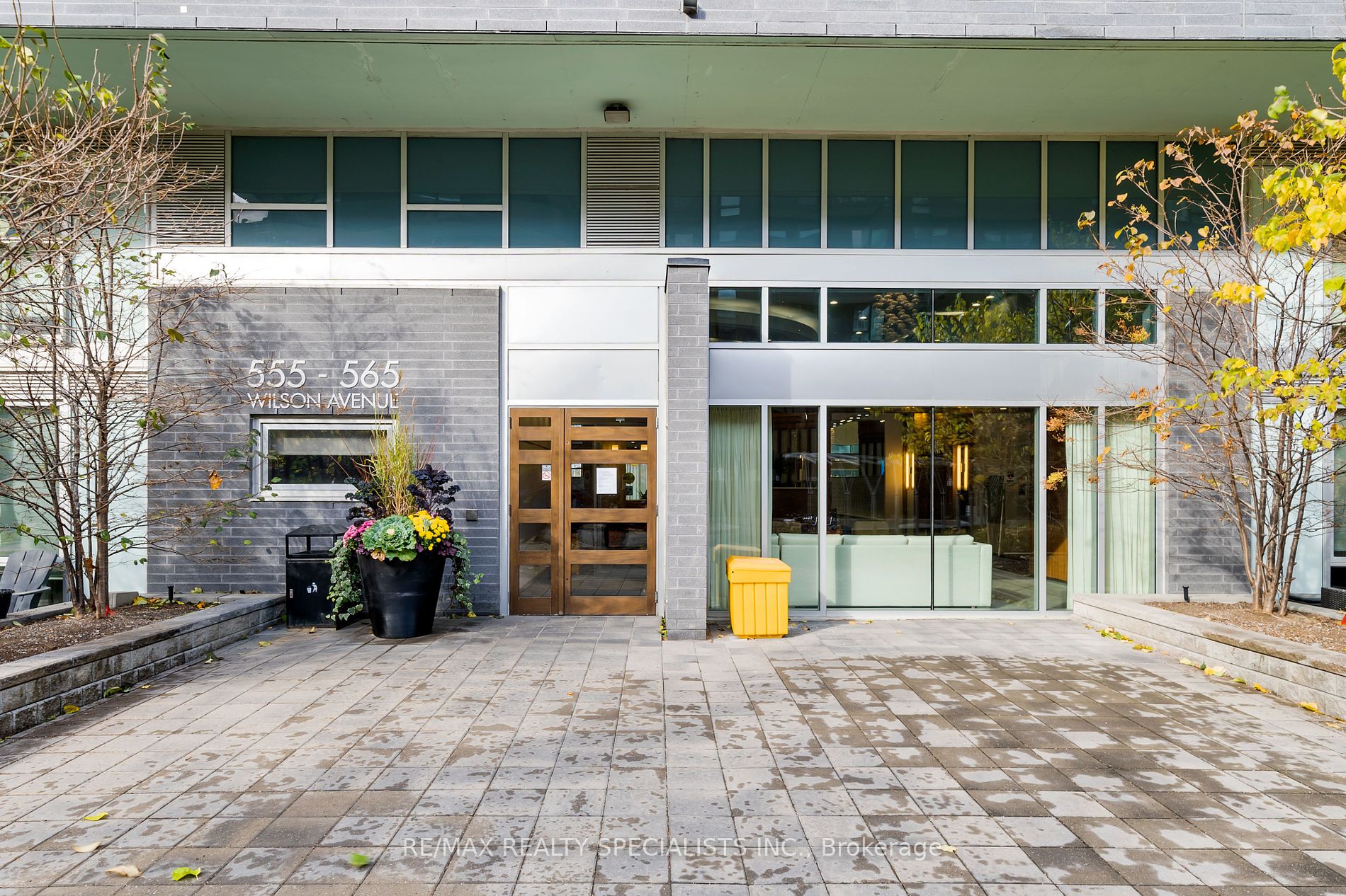 565 Wilson Ave, #W1203