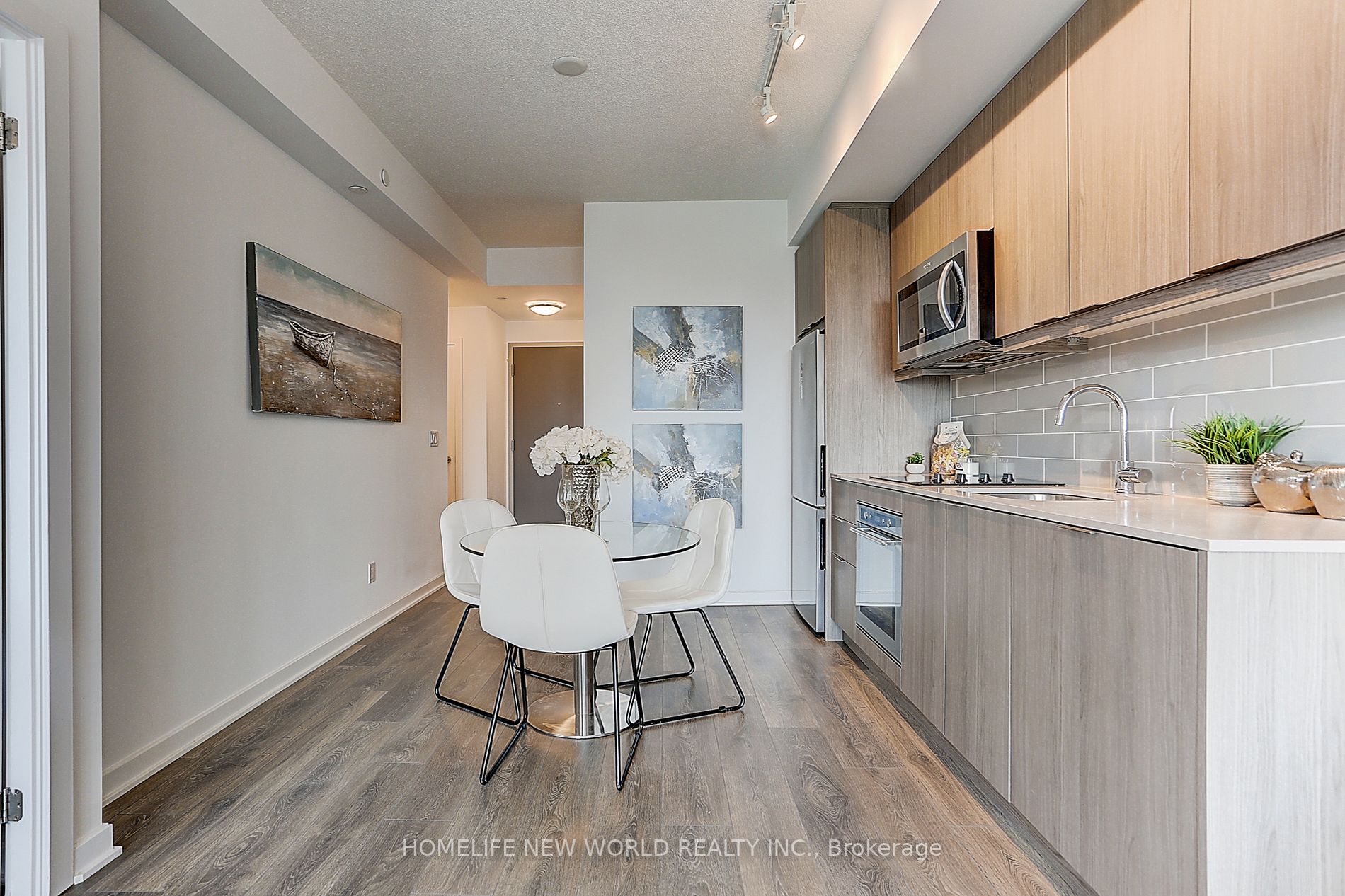38 Forest Manor Rd, #1205
