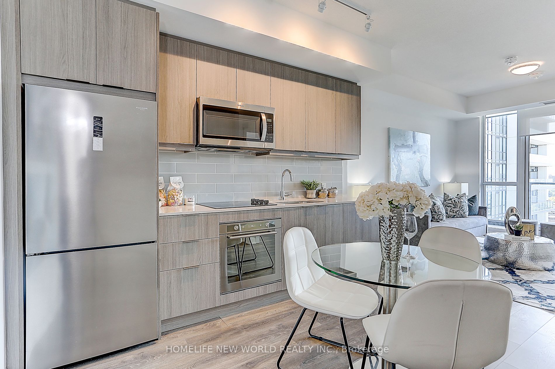 38 Forest Manor Rd, #1205