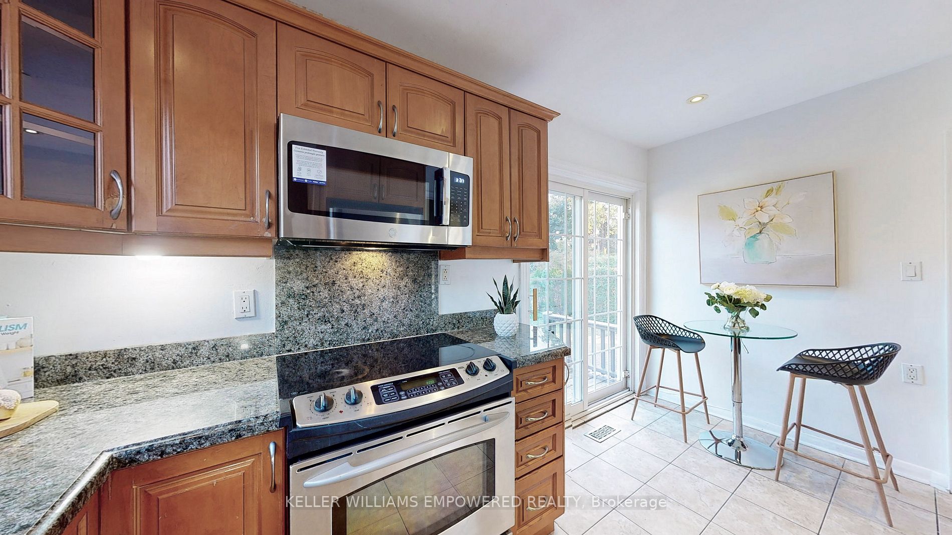 34 Canary Cres E