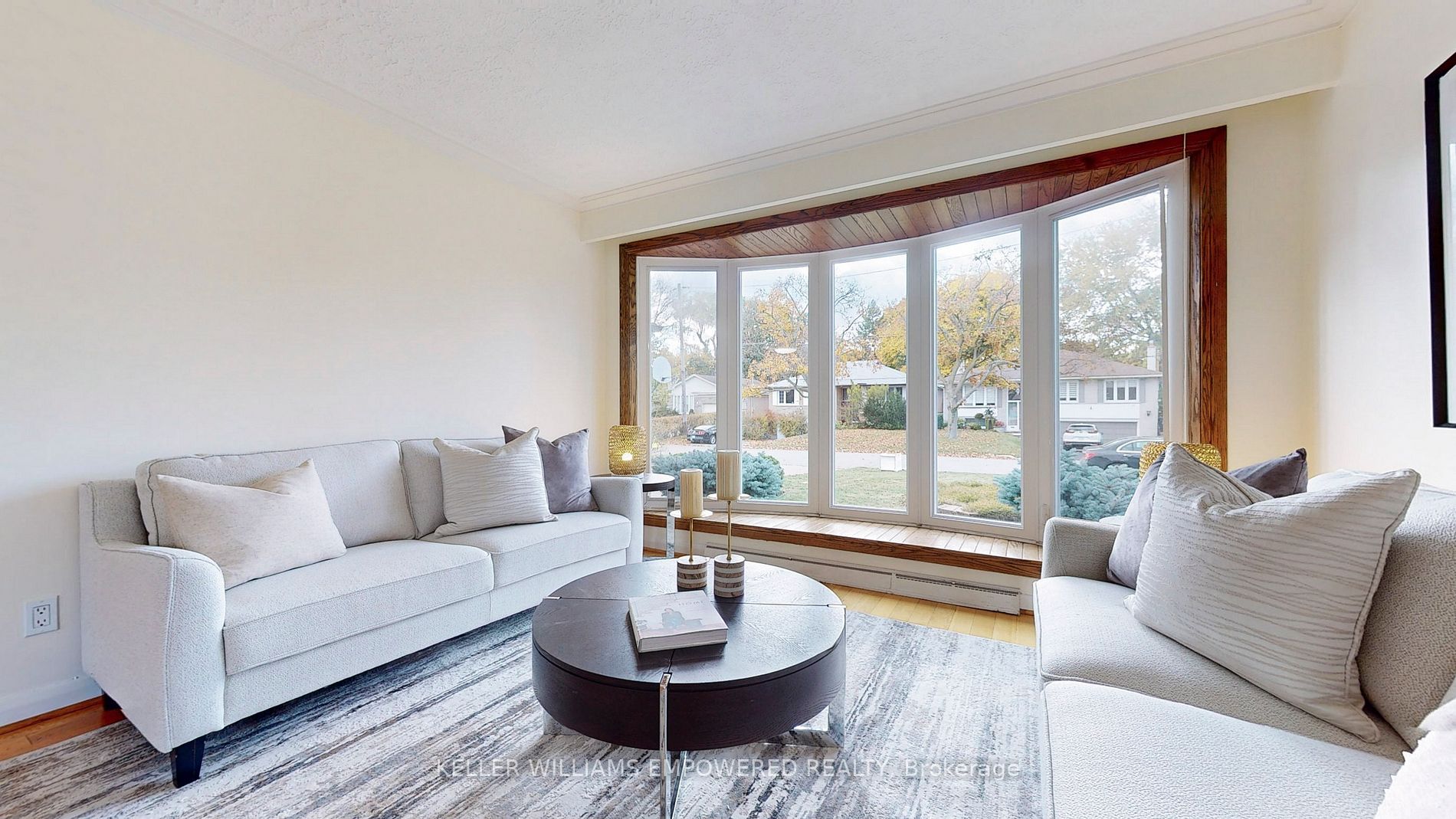34 Canary Cres E