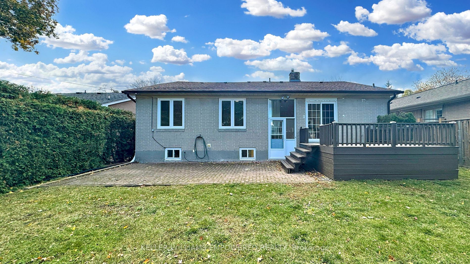 34 Canary Cres E