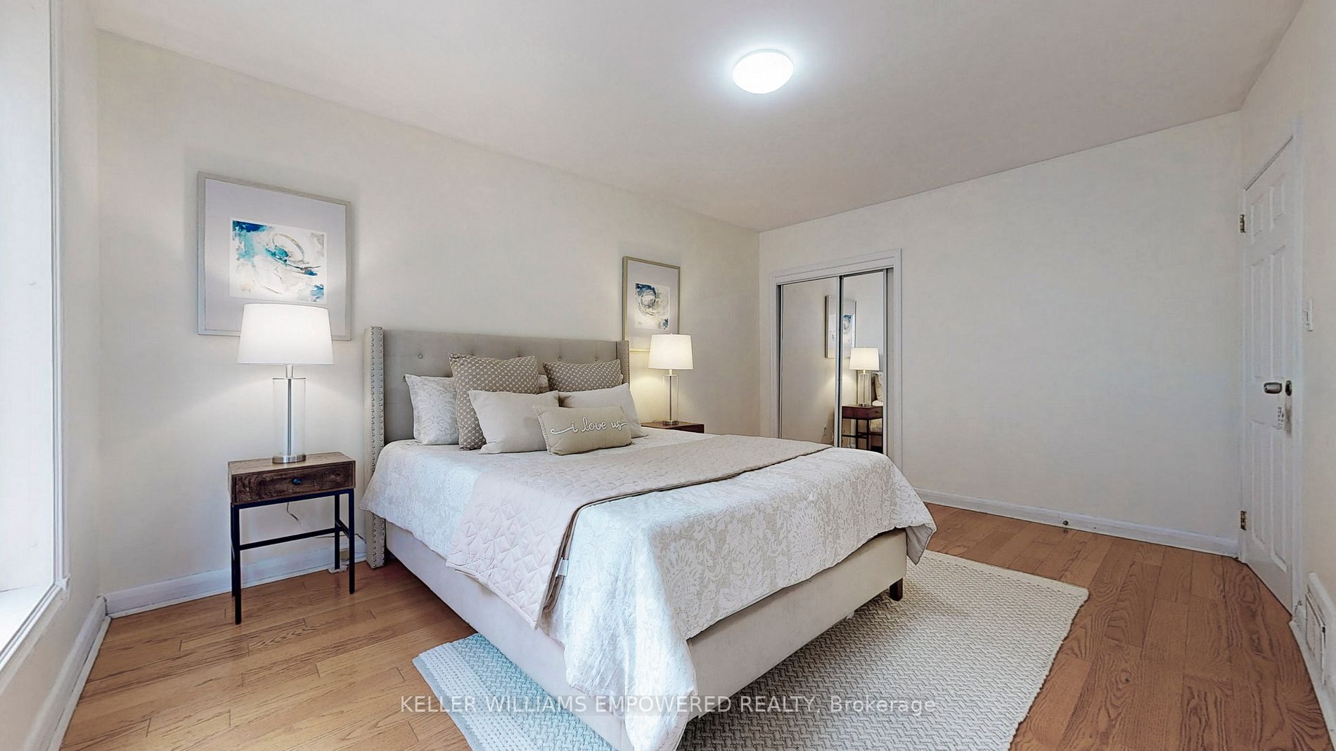 34 Canary Cres E