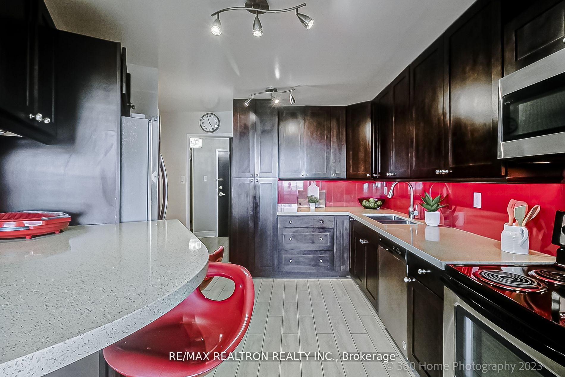 150 Neptune Drive, #703