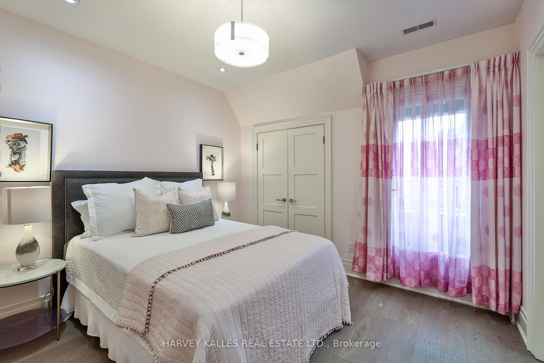 9 Dunvegan Rd