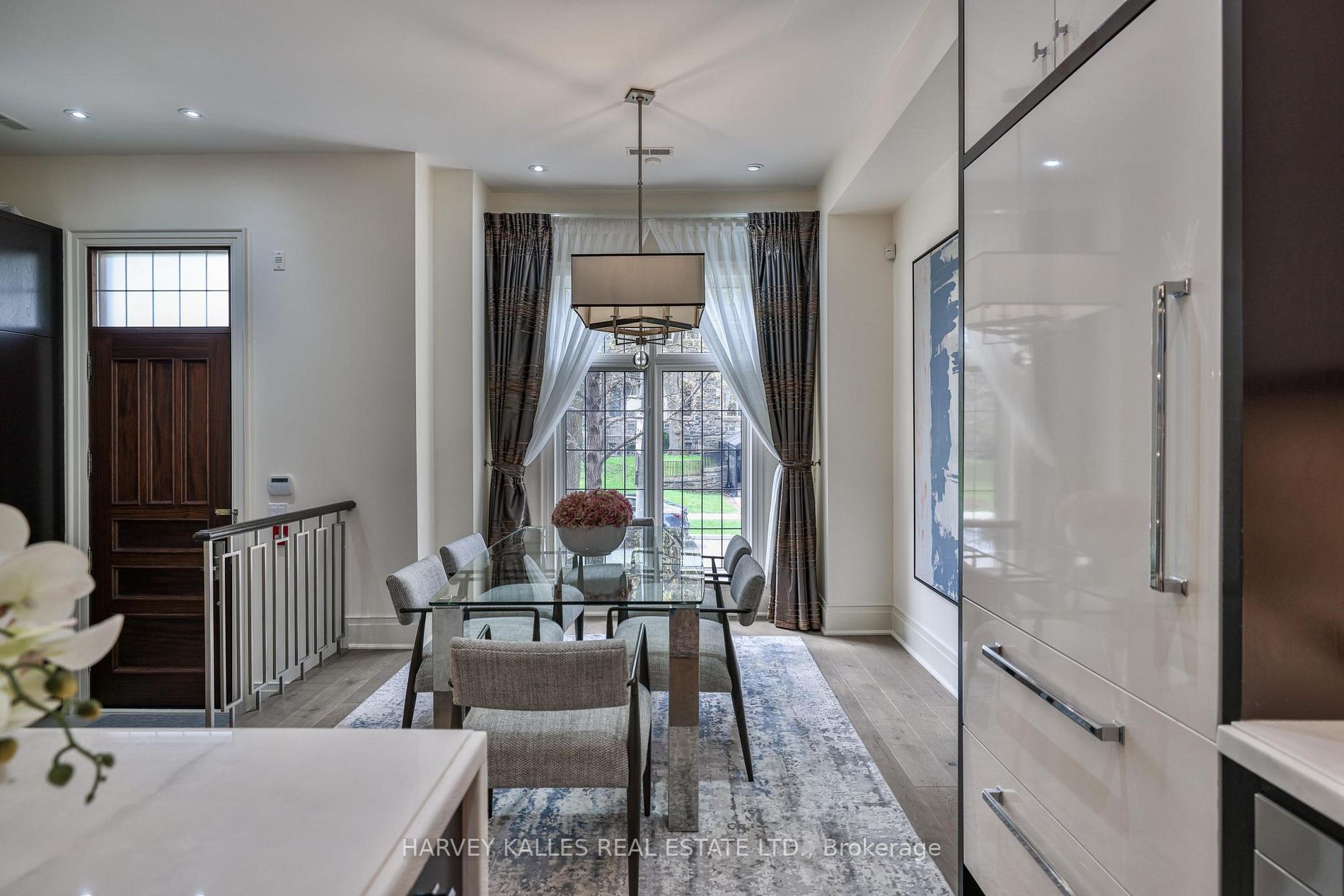 9 Dunvegan Rd