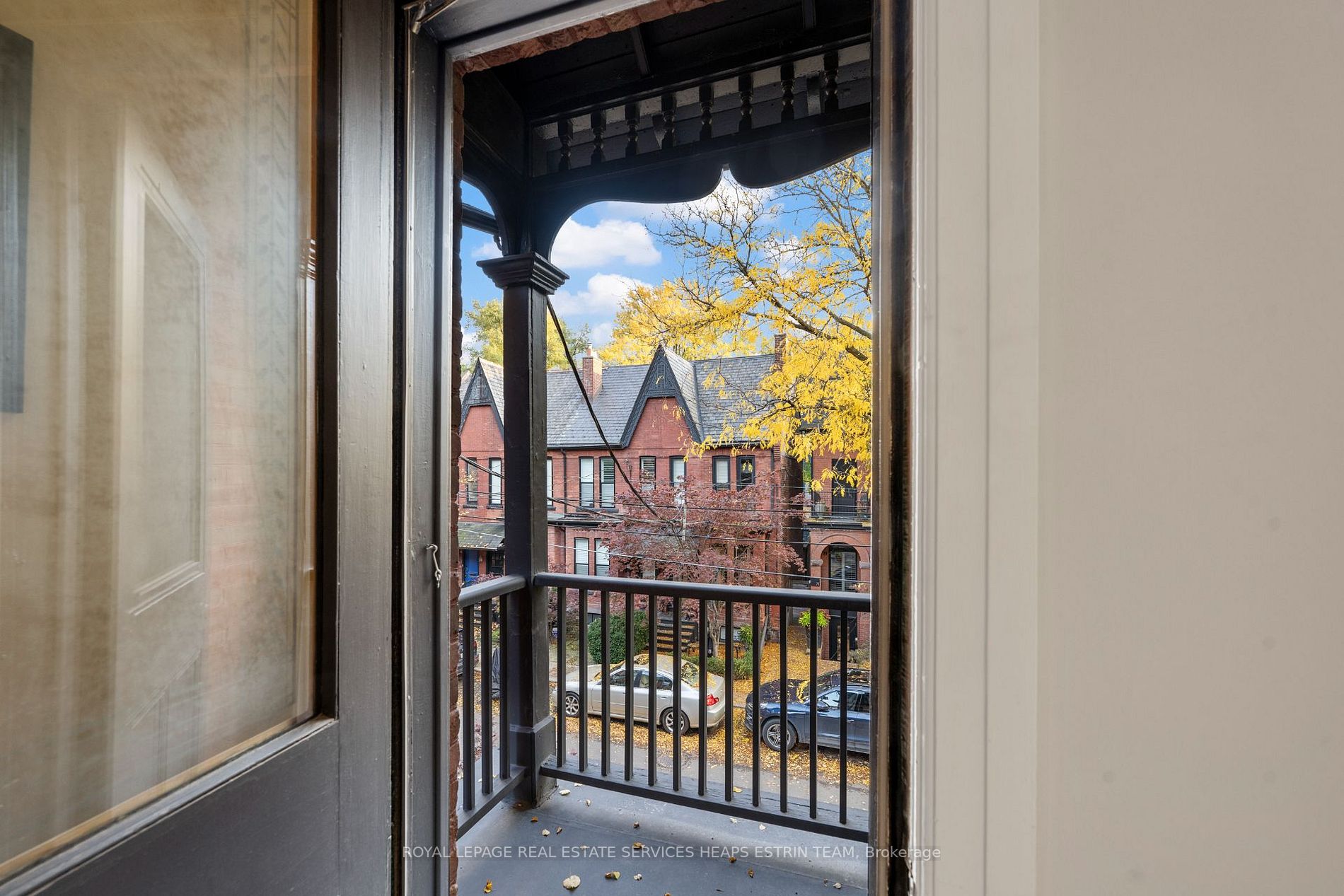 66 Tranby Ave