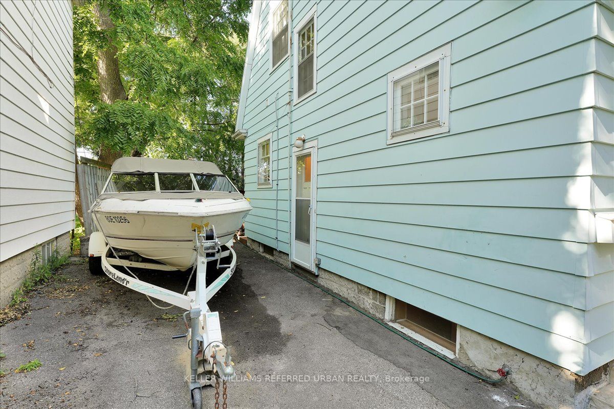 22 Wentworth Ave