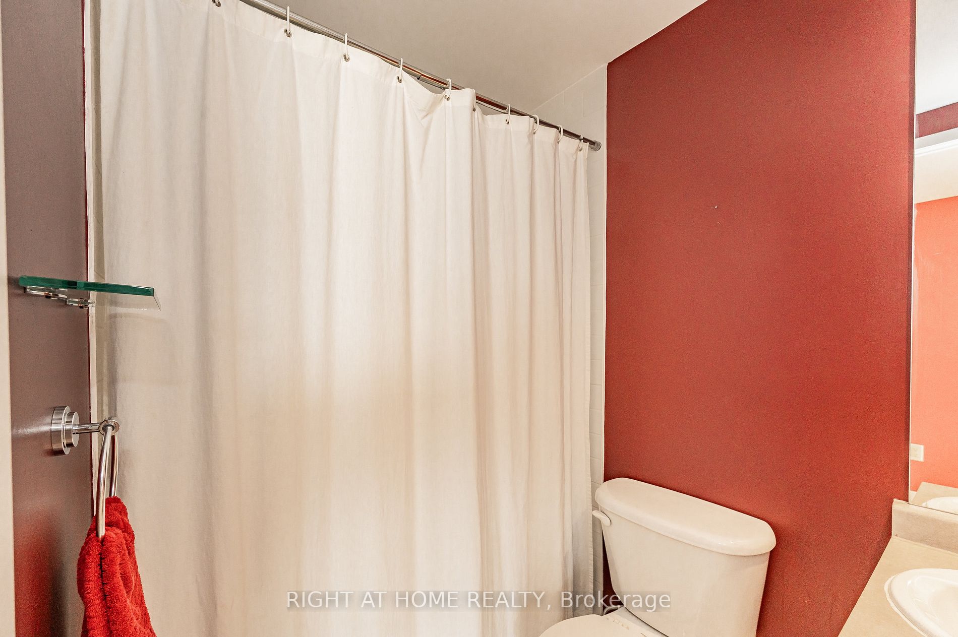 Listing C7267402 - Large Photo # 16