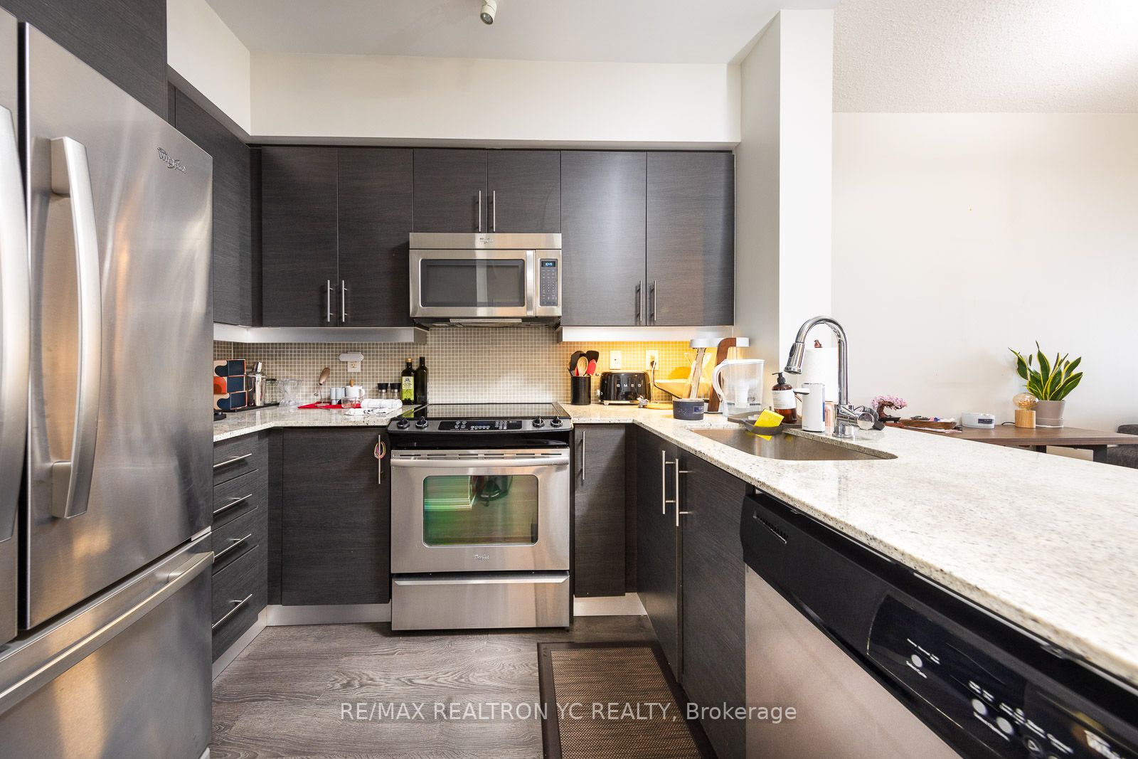 125 Western Battery Rd, #2509