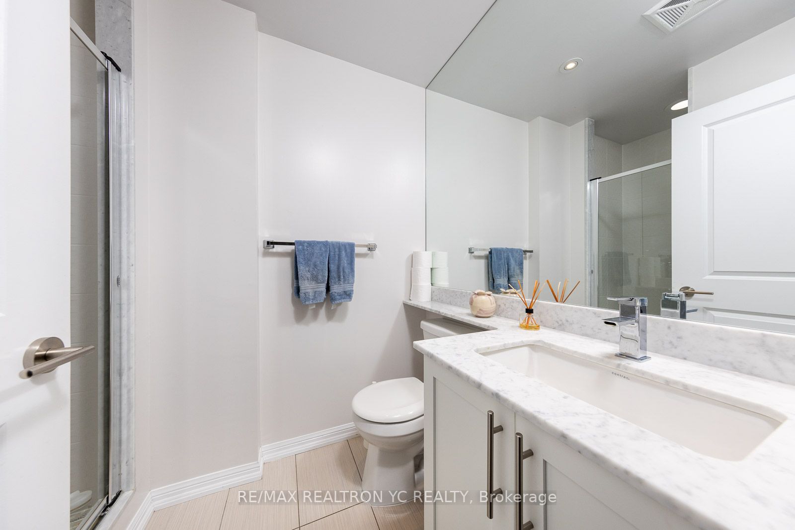 125 Western Battery Rd, #2509