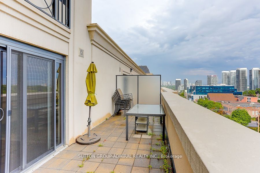 650 Sheppard Ave, #Ph06