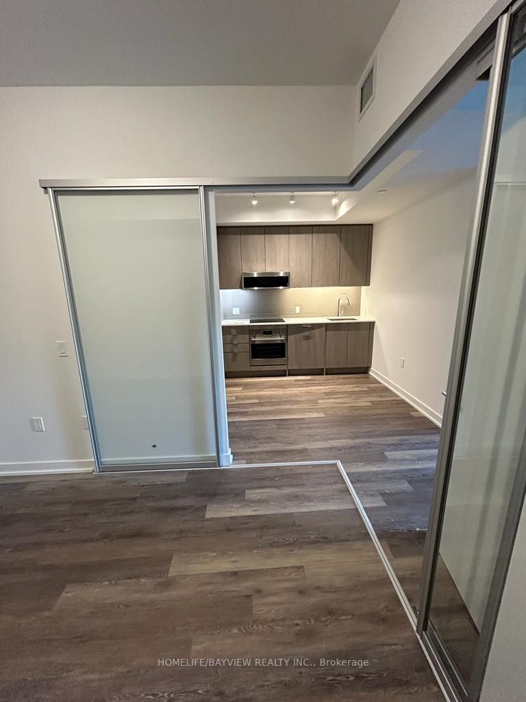 250 Lawrence Ave W, #301