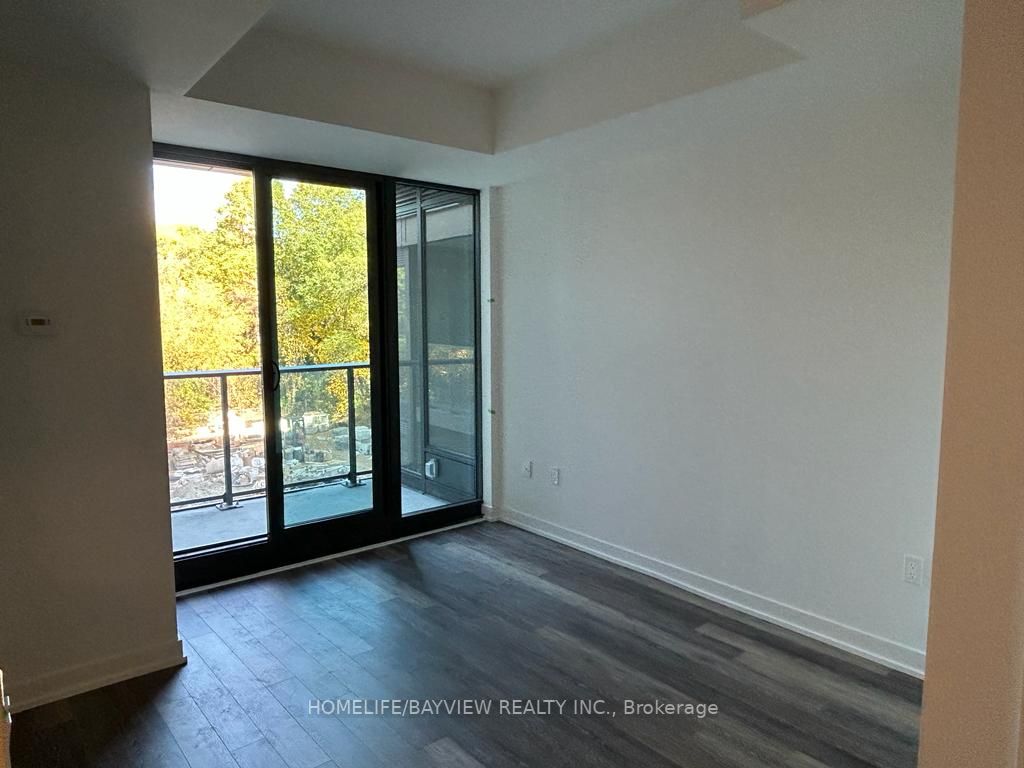 250 Lawrence Ave W, #301