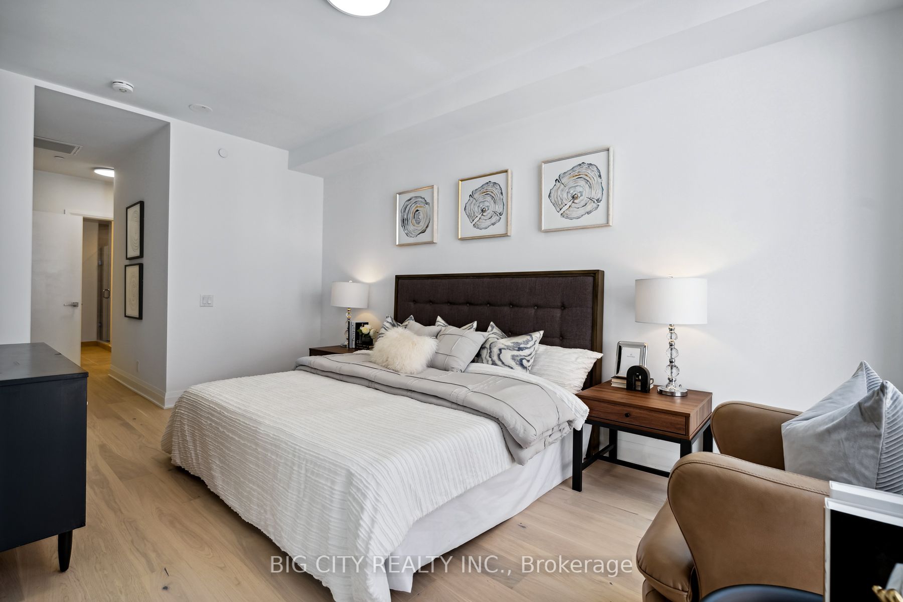 33 Frederick Todd Way, #TH01