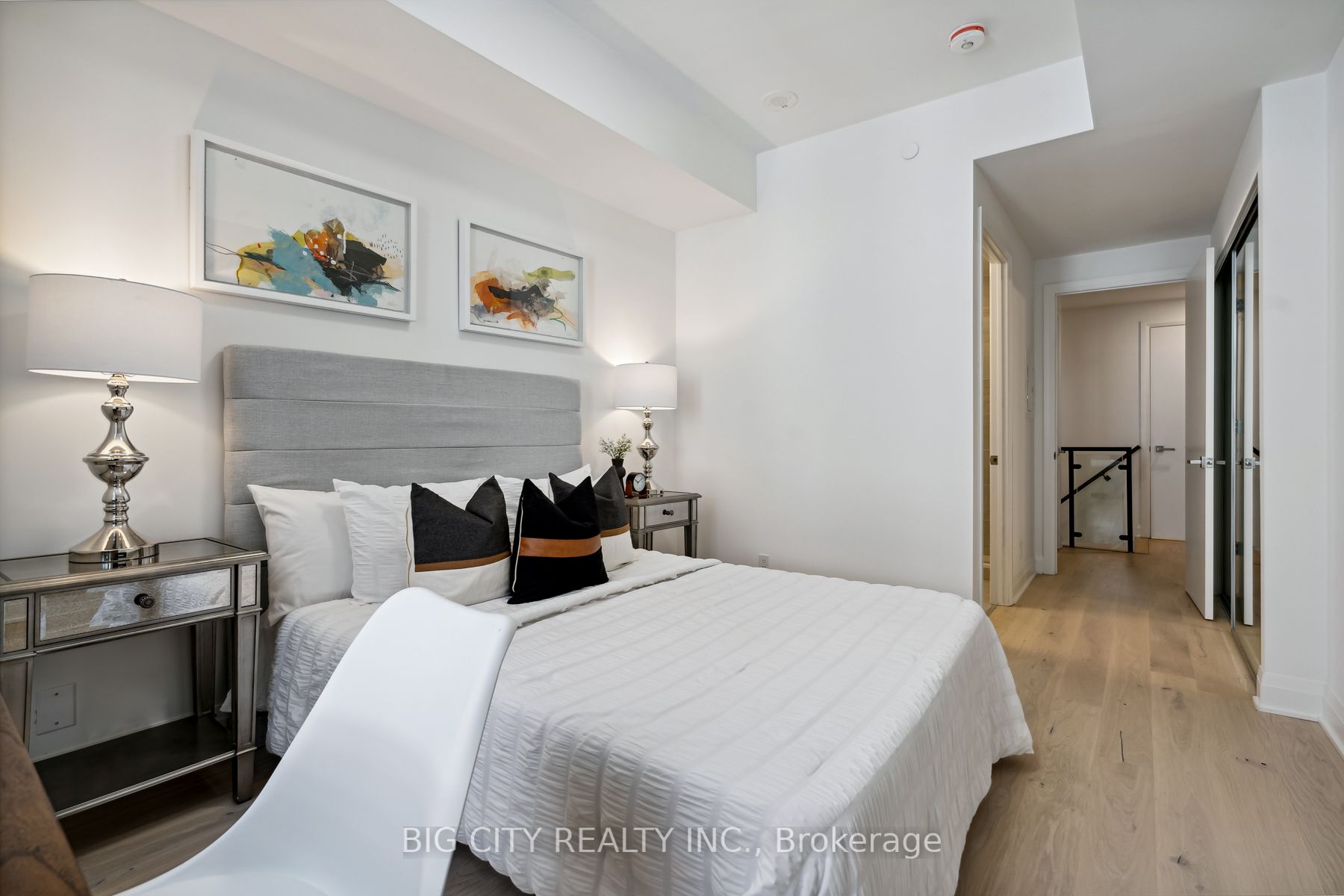33 Frederick Todd Way, #TH01