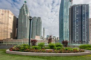 18 Yonge St, #2106