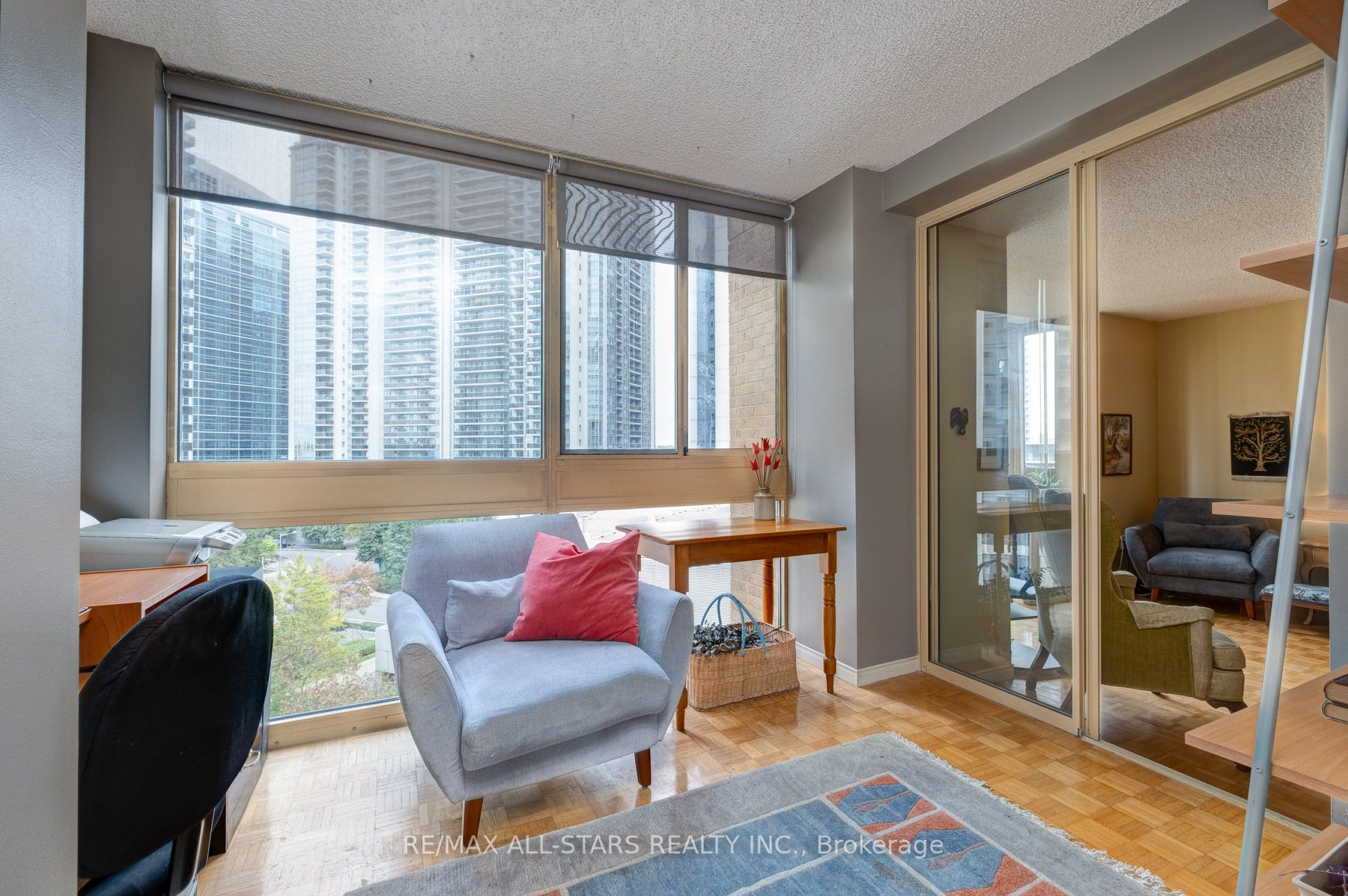 131 Beecroft Road, #804