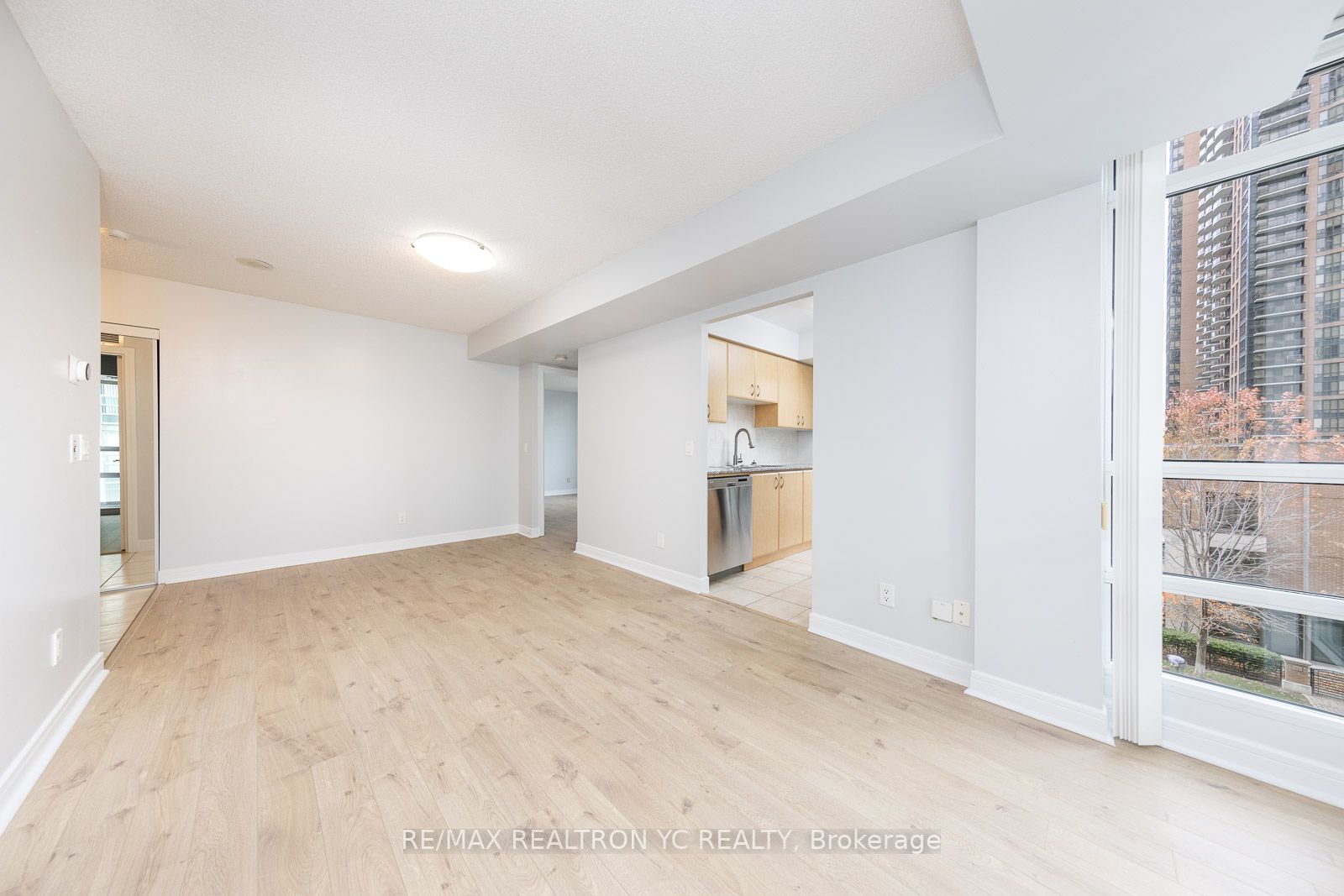 31 Bales Ave, #510