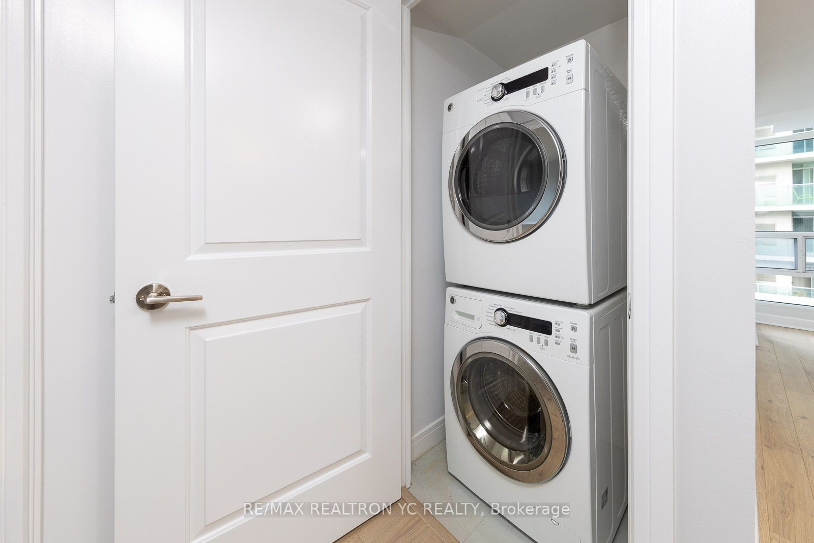 31 Bales Ave, #510