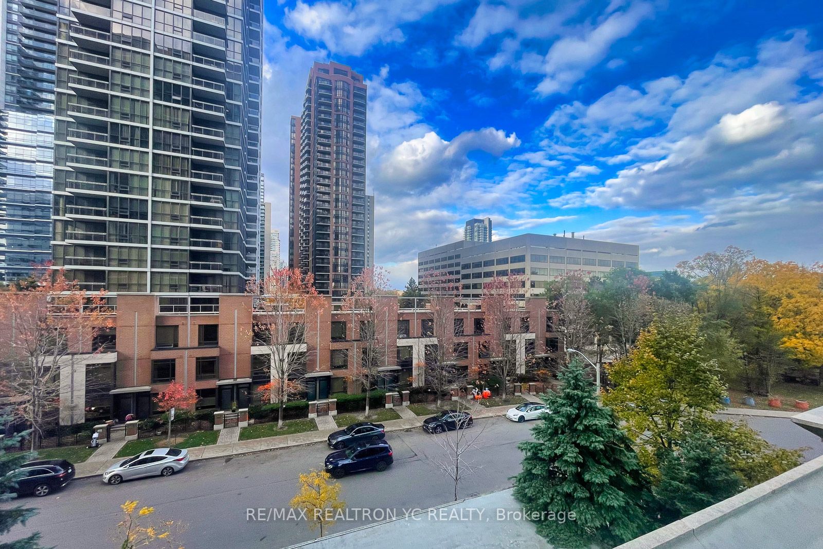 31 Bales Ave, #510
