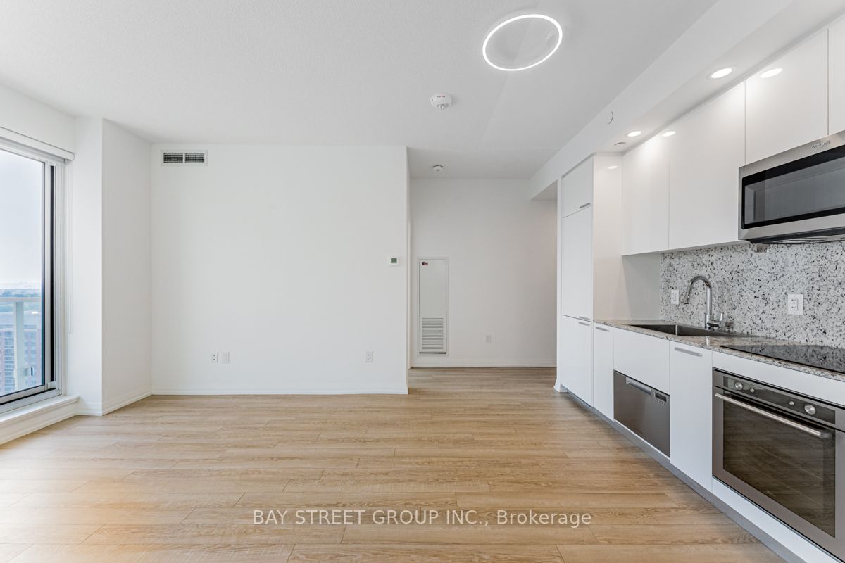 75 Canterbury Pl, #2516