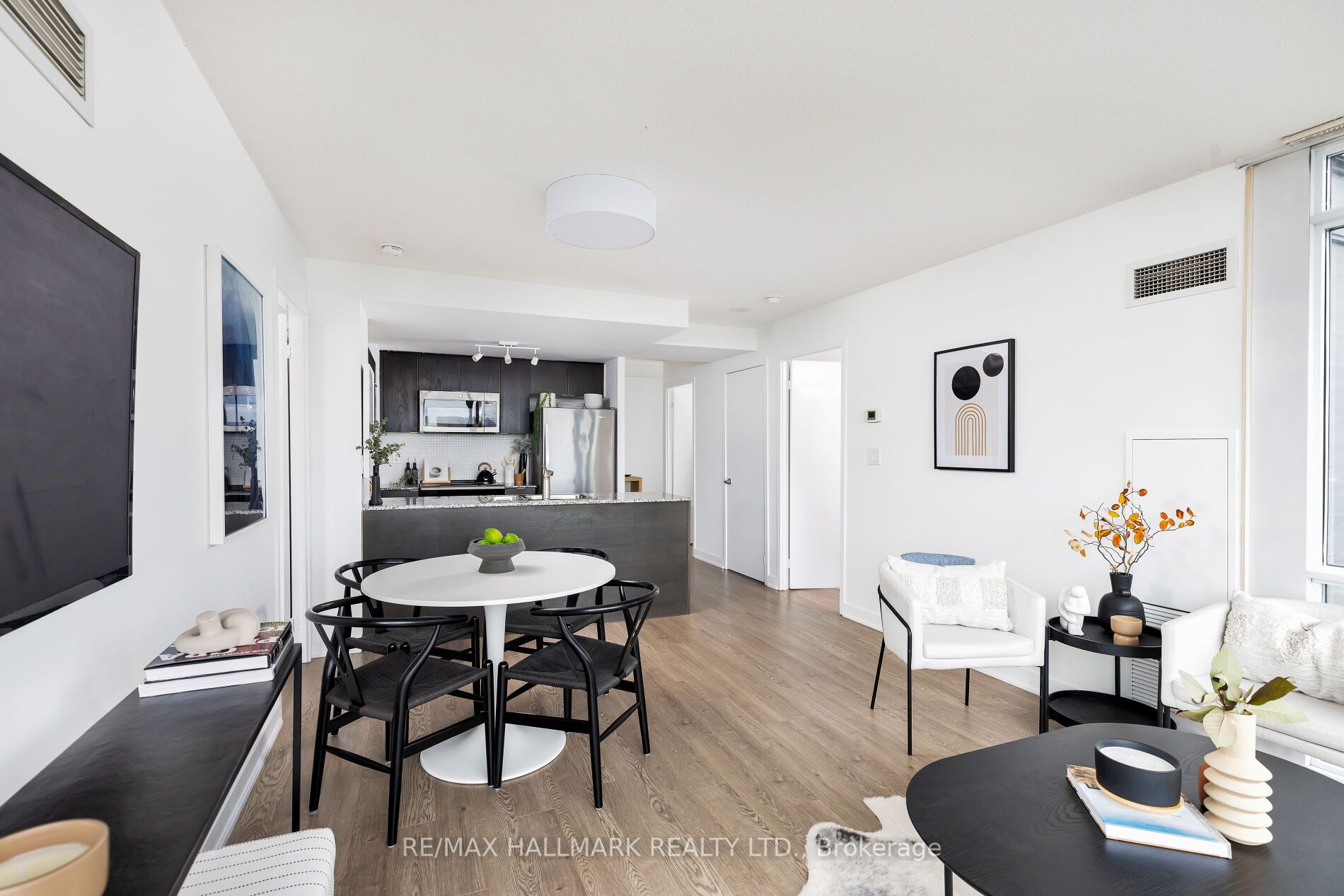15 Fort York Blvd, #1512