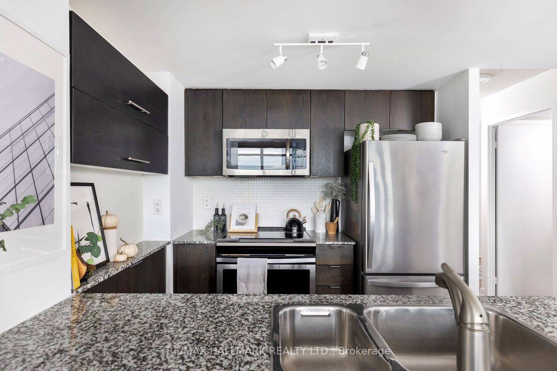 15 Fort York Blvd, #1512