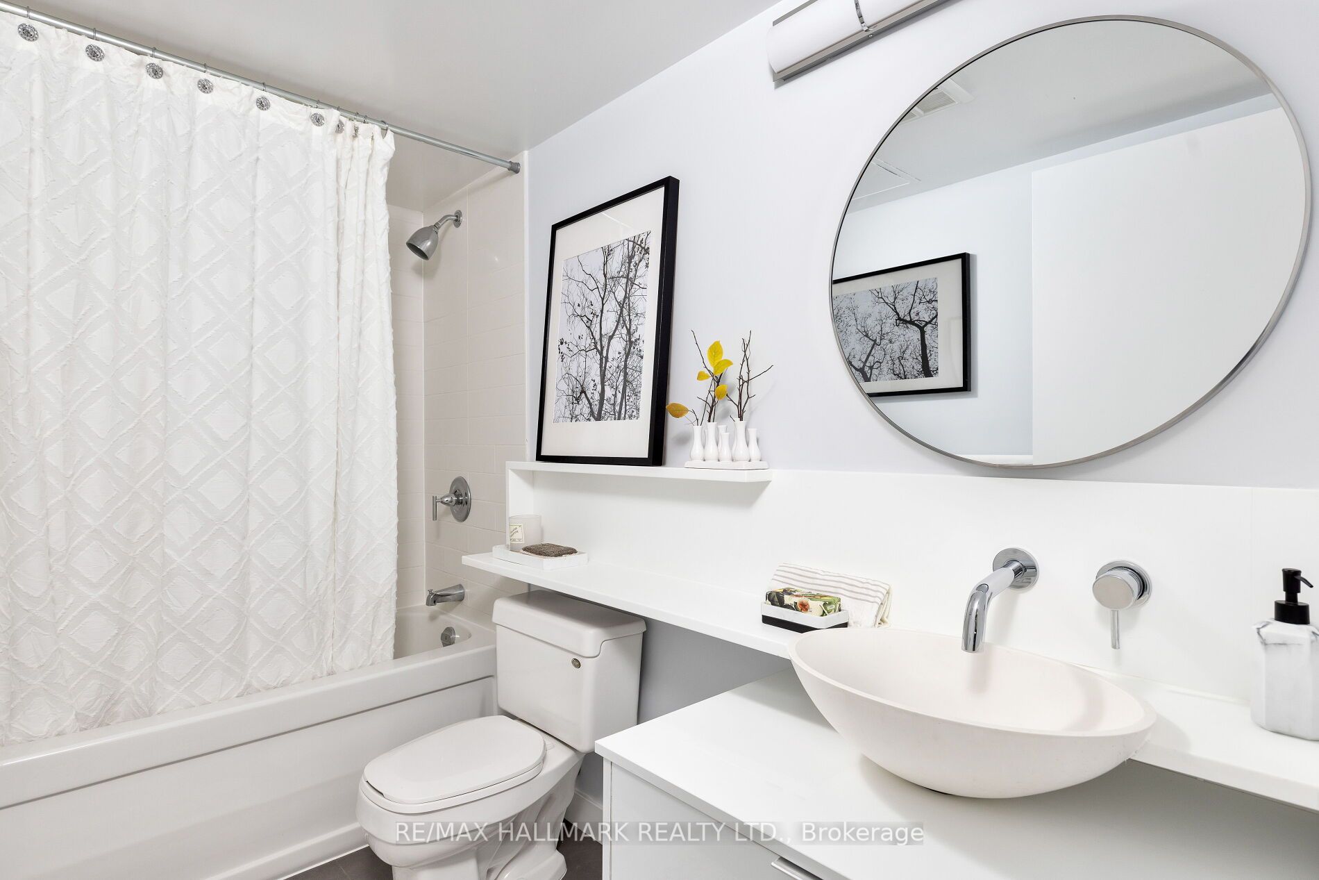 15 Fort York Blvd, #1512