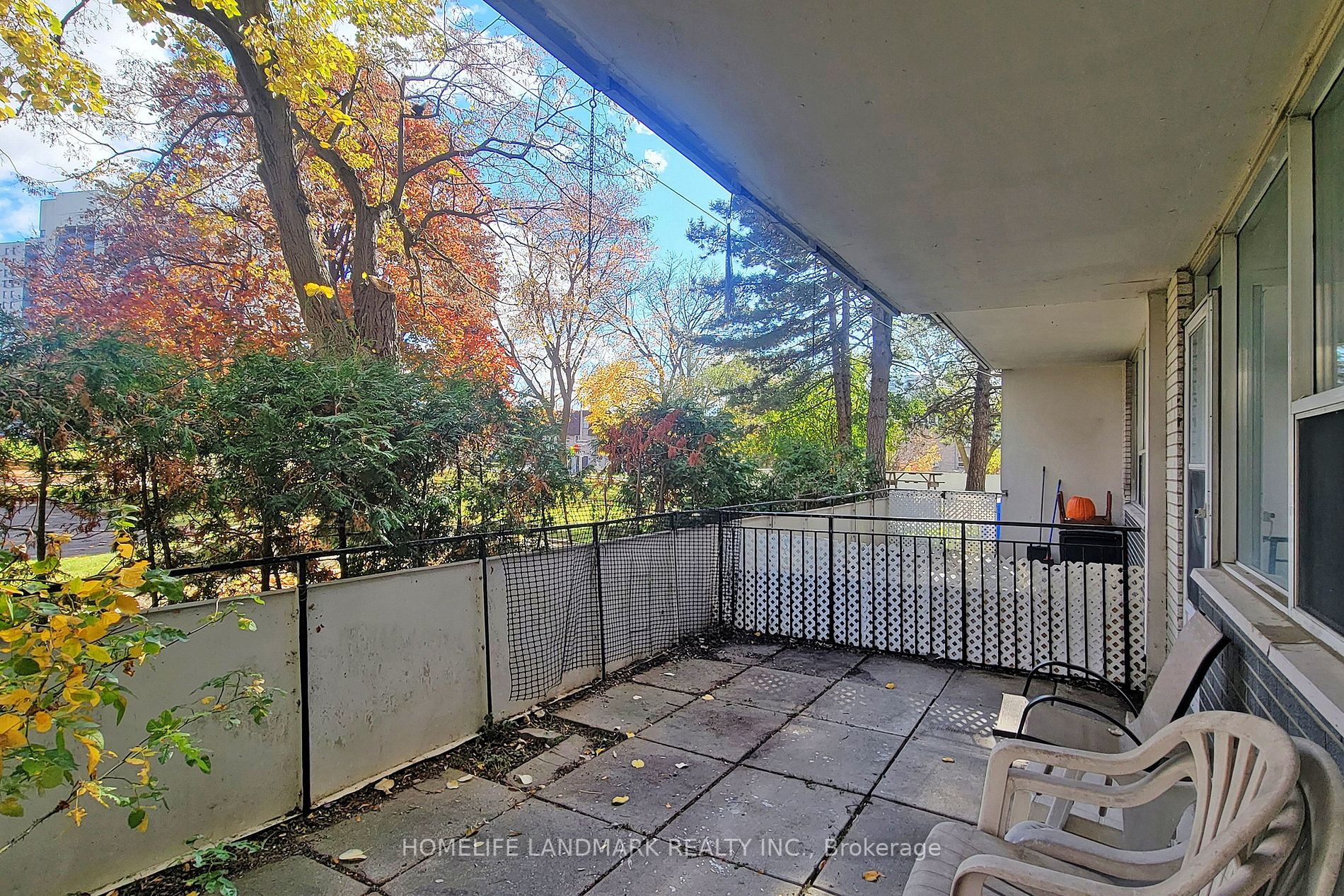20 Forest Manor Rd, #103