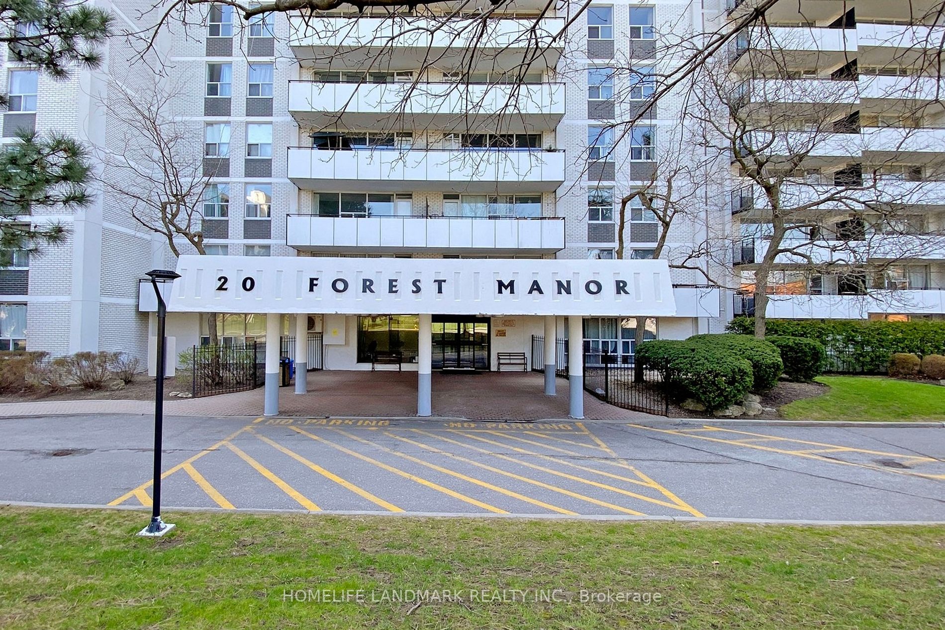 20 Forest Manor Rd, #103