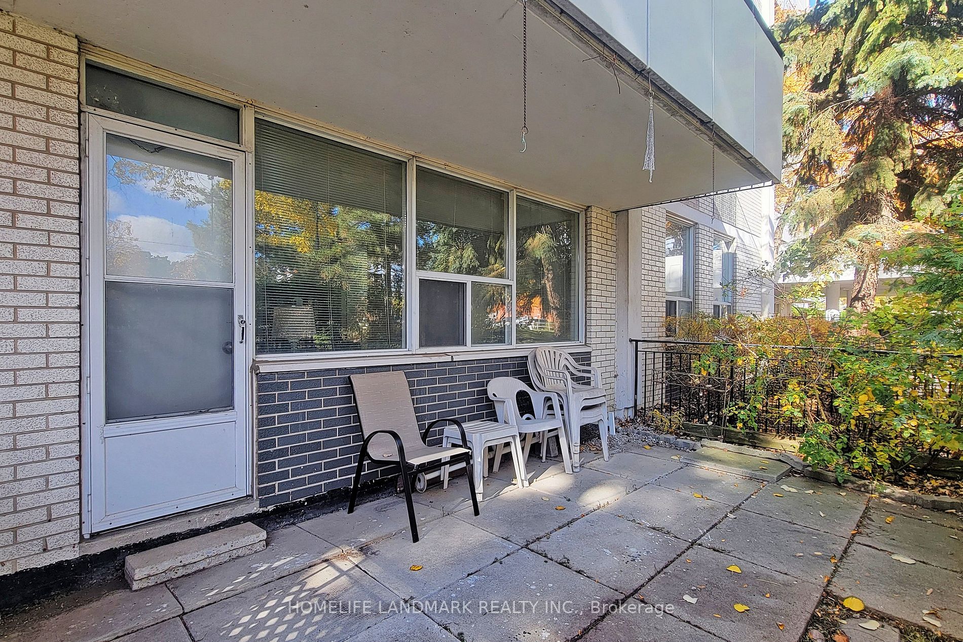 20 Forest Manor Rd, #103