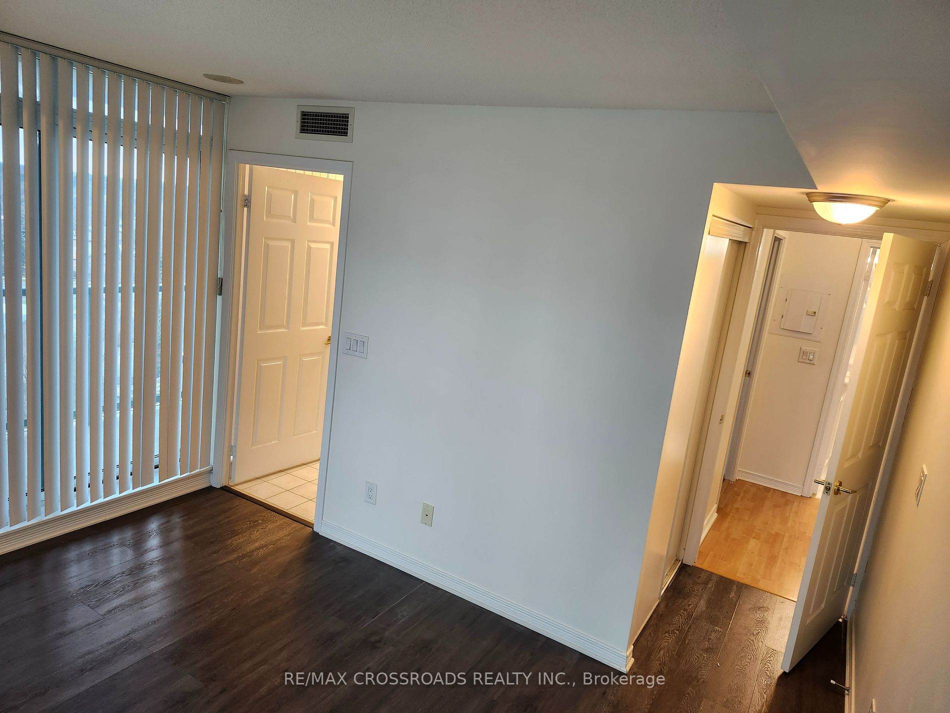 5500 Yonge St, #805