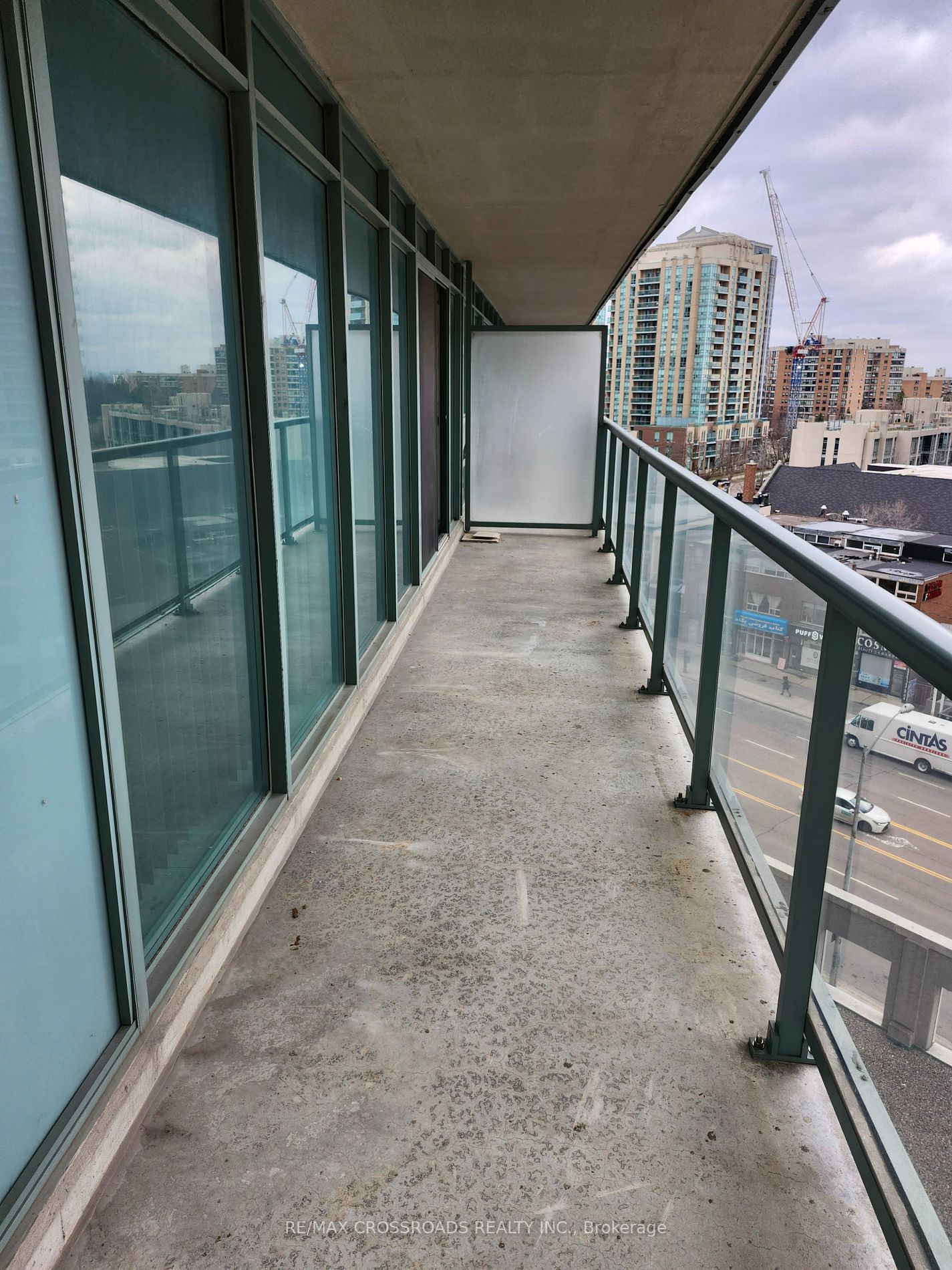 5500 Yonge St, #805