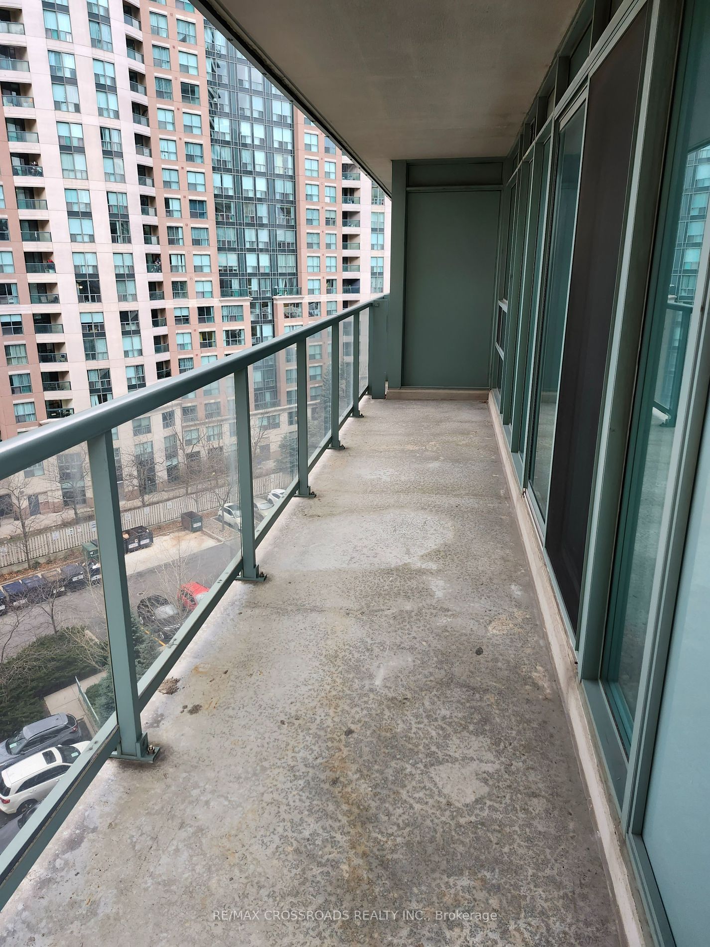 5500 Yonge St, #805