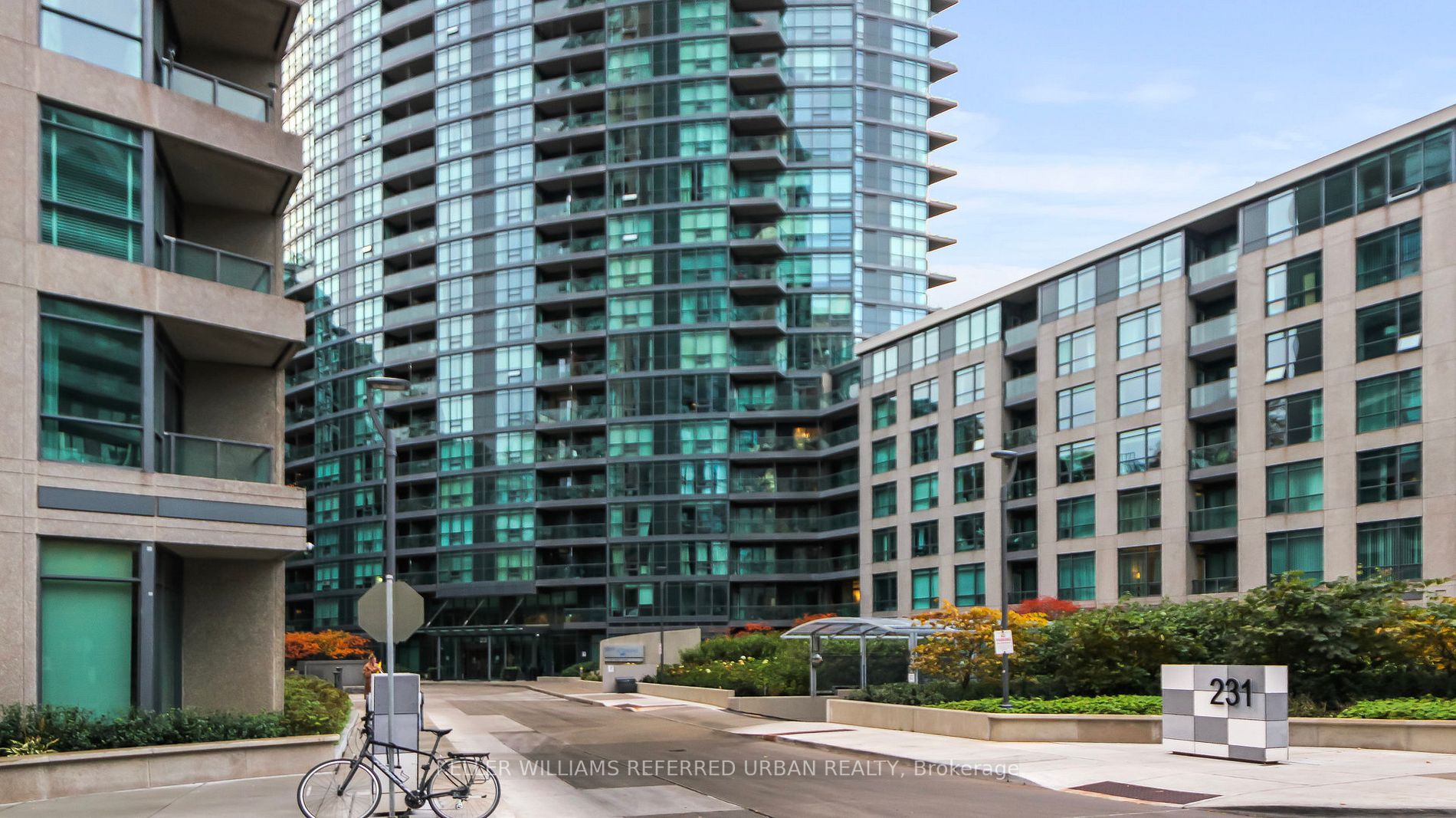 231 Fort York Blvd, #217