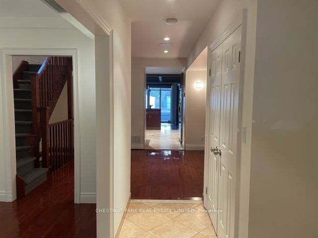 35 Edith Dr