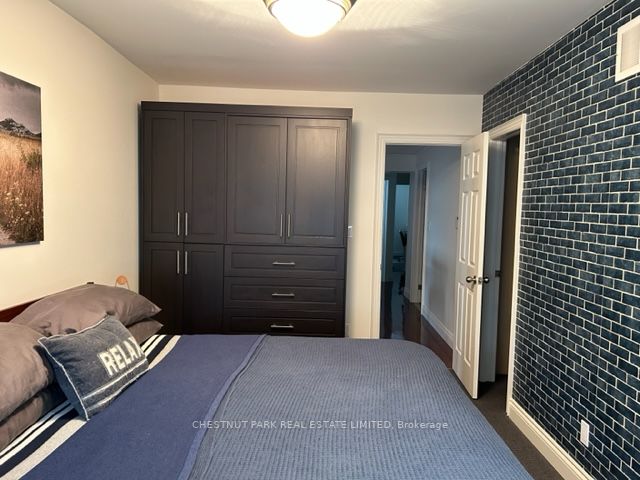 35 Edith Dr
