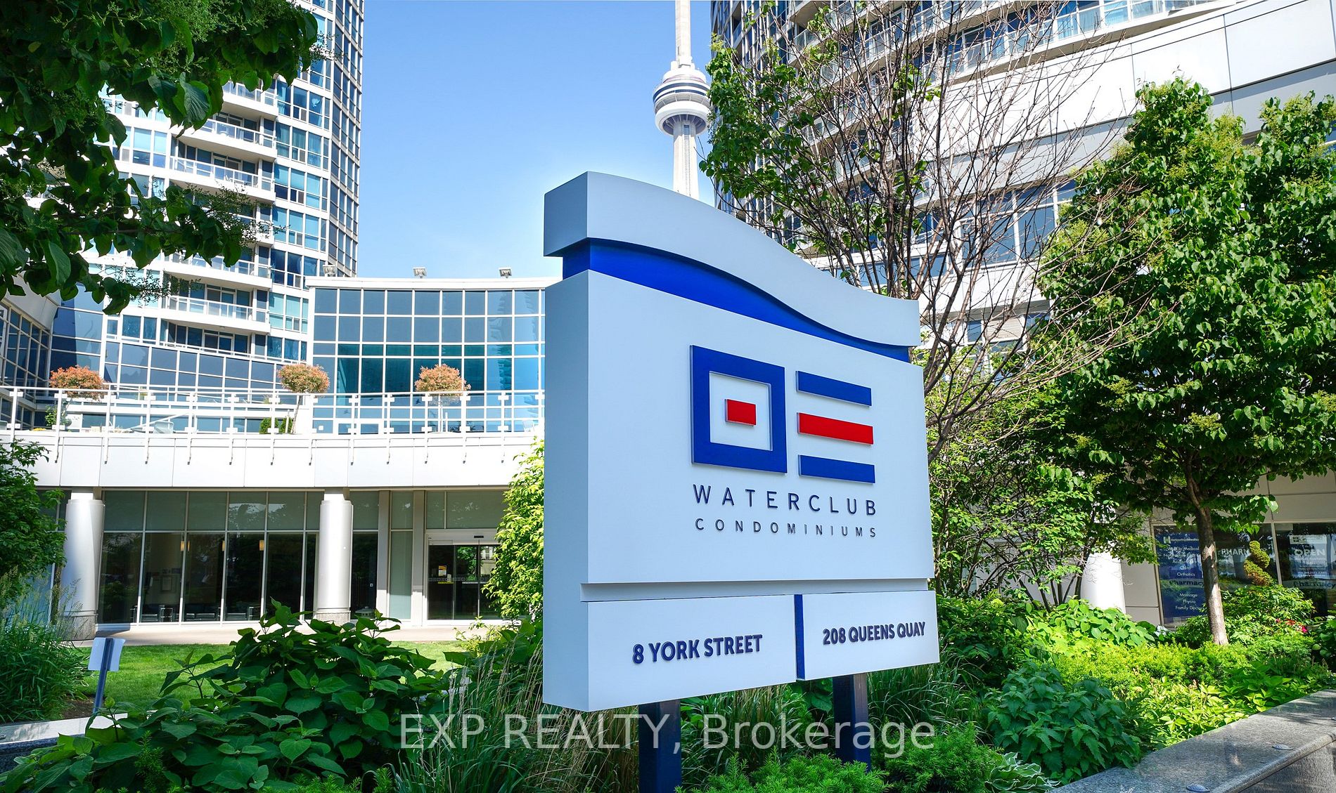 8 York St, #2704