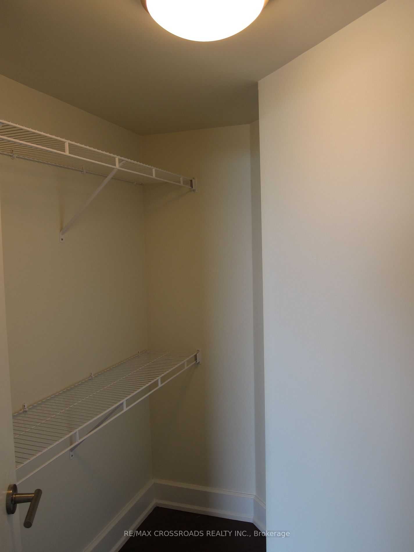 676 Sheppard Ave E, #Lph 09